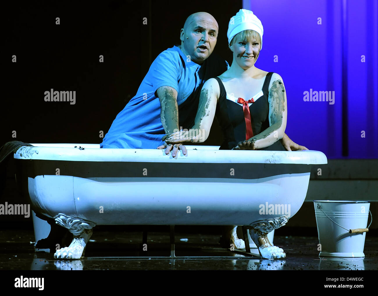 Julia Giebel as Klaerchen and Peter Renz as Sigmund Suelzheimer during ...