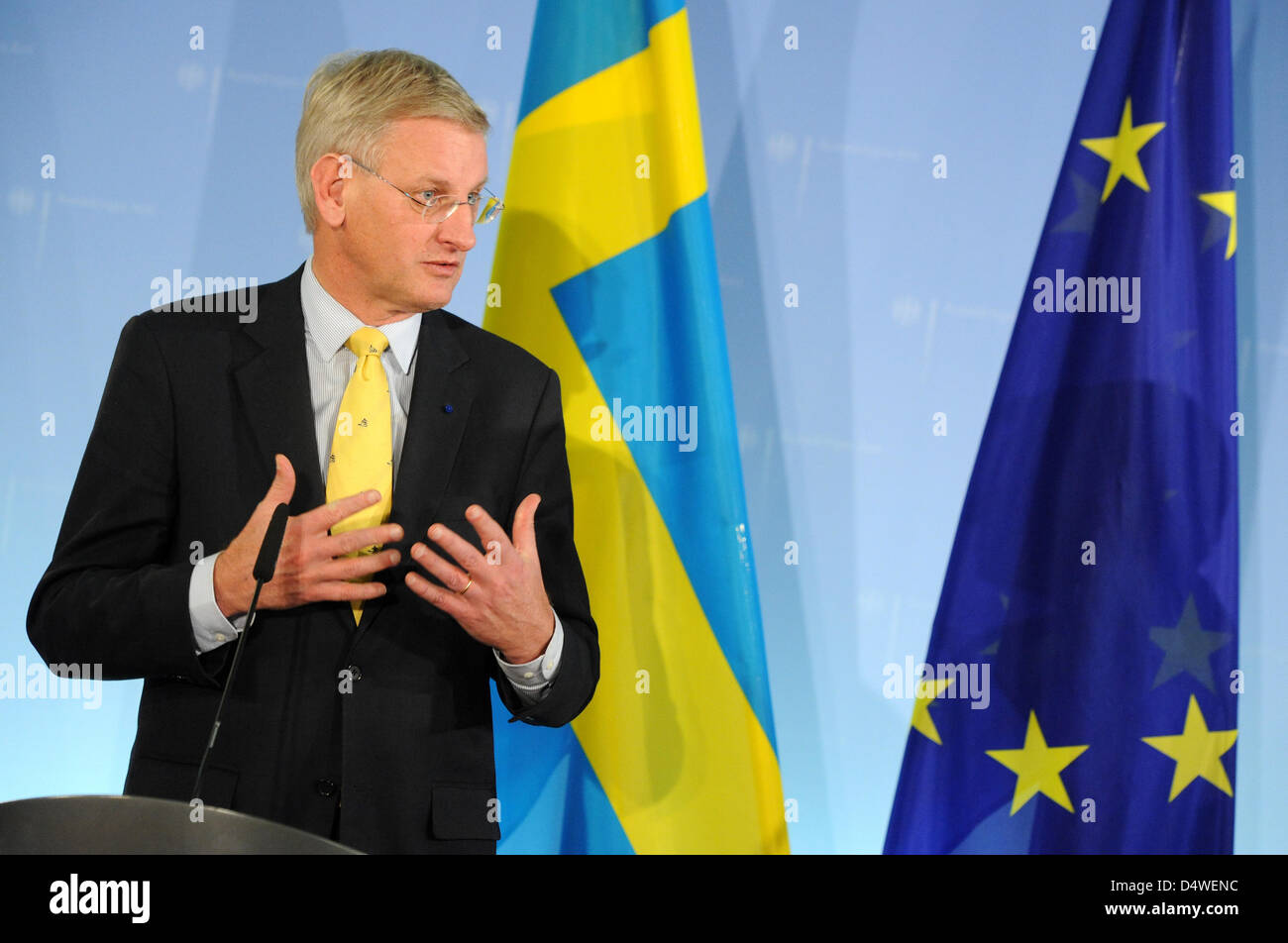 Премьер министр швеции андерссон фото. Швеция политика. Швеция политика. Кристерссон швеция. Традиции швеции.