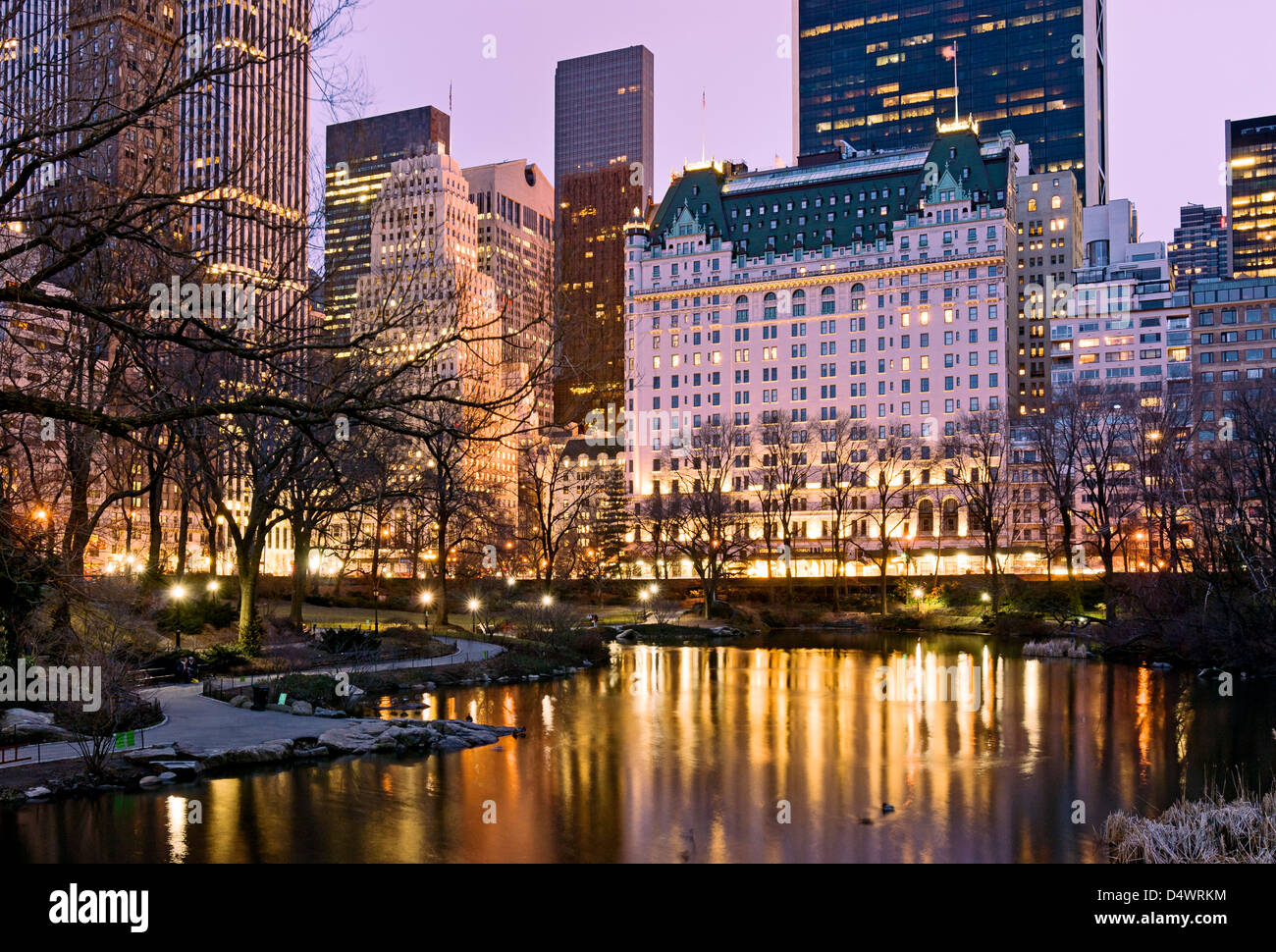 Plaza Hotel Midtown Manhattan Dusk Central Park Stock Photo - Alamy