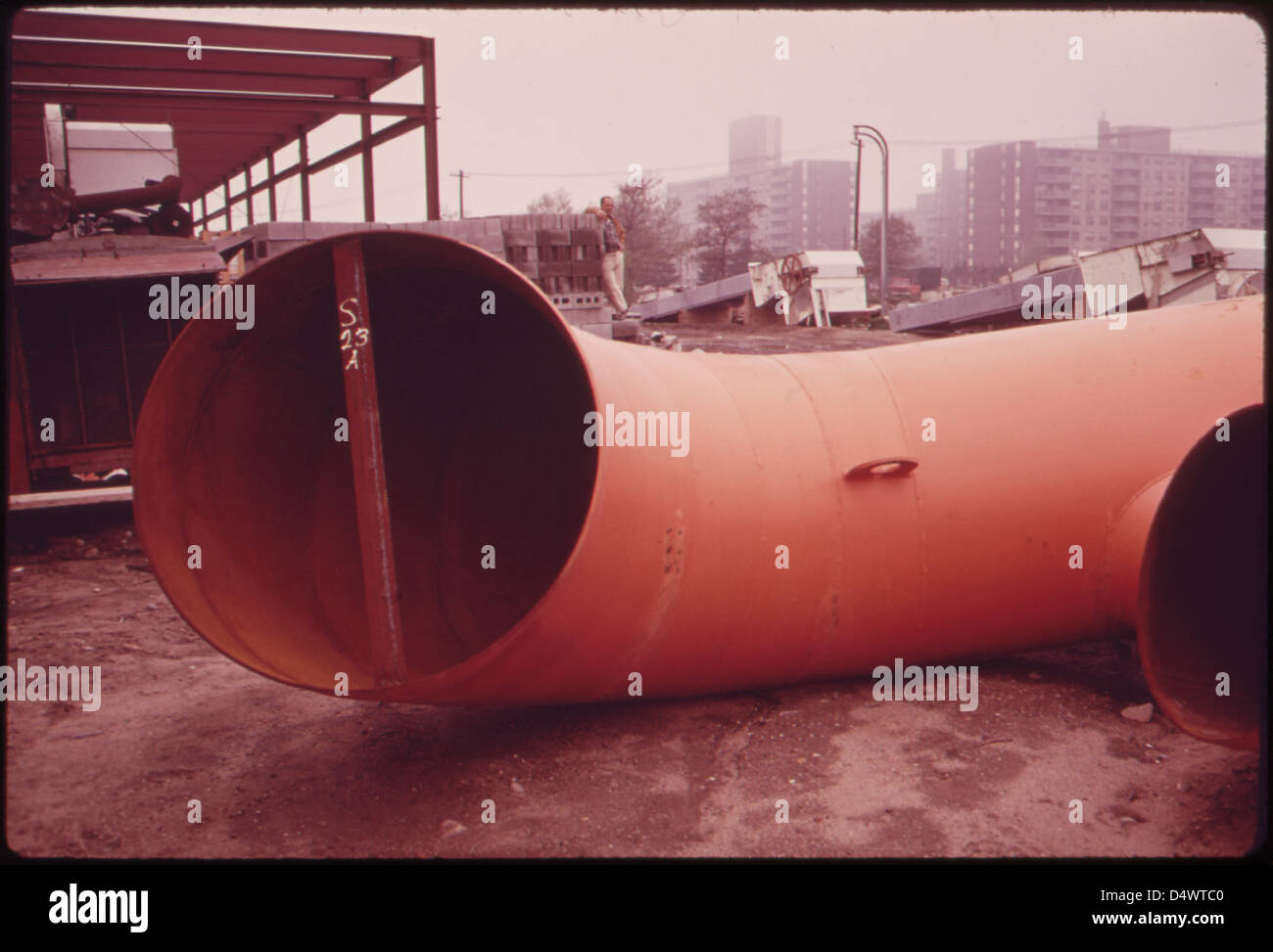 Sewer Pipe for New Water Pollution Control Plant in Jamaica Bay 05/1973
