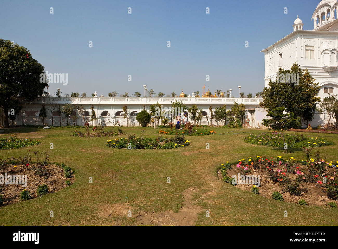 Sikh temple gardens hires stock photography and images Alamy