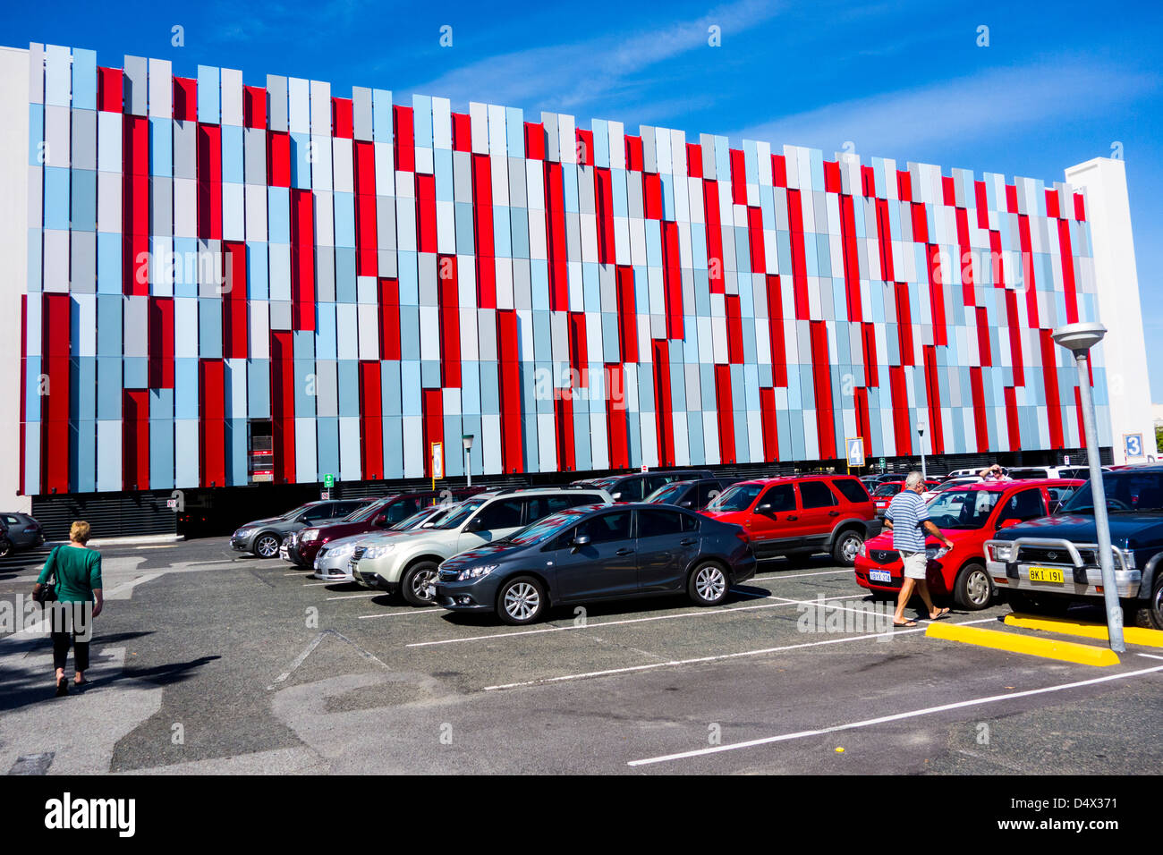 Modern Car Park for Hospital Parking Stock Photo - Alamy