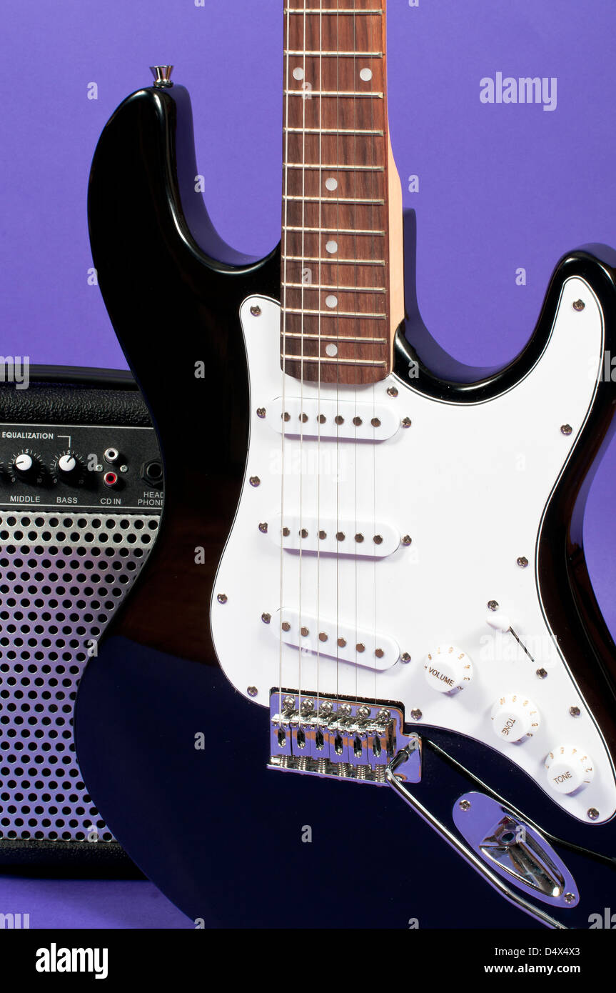 Electric guitar and amplifier Stock Photo Alamy