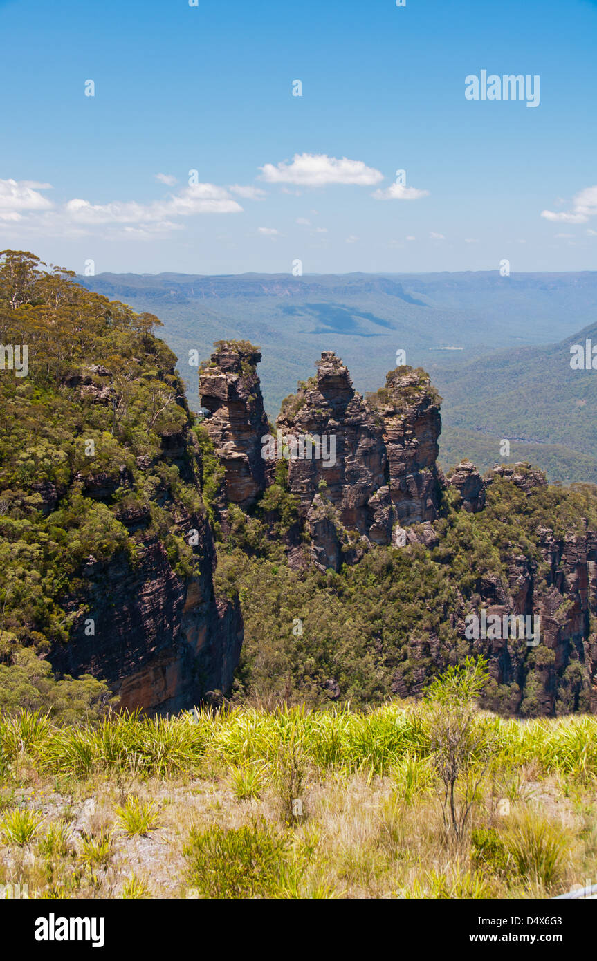 Three Sisters Rock Formation, Blue Mountains, Australia Stock Photo