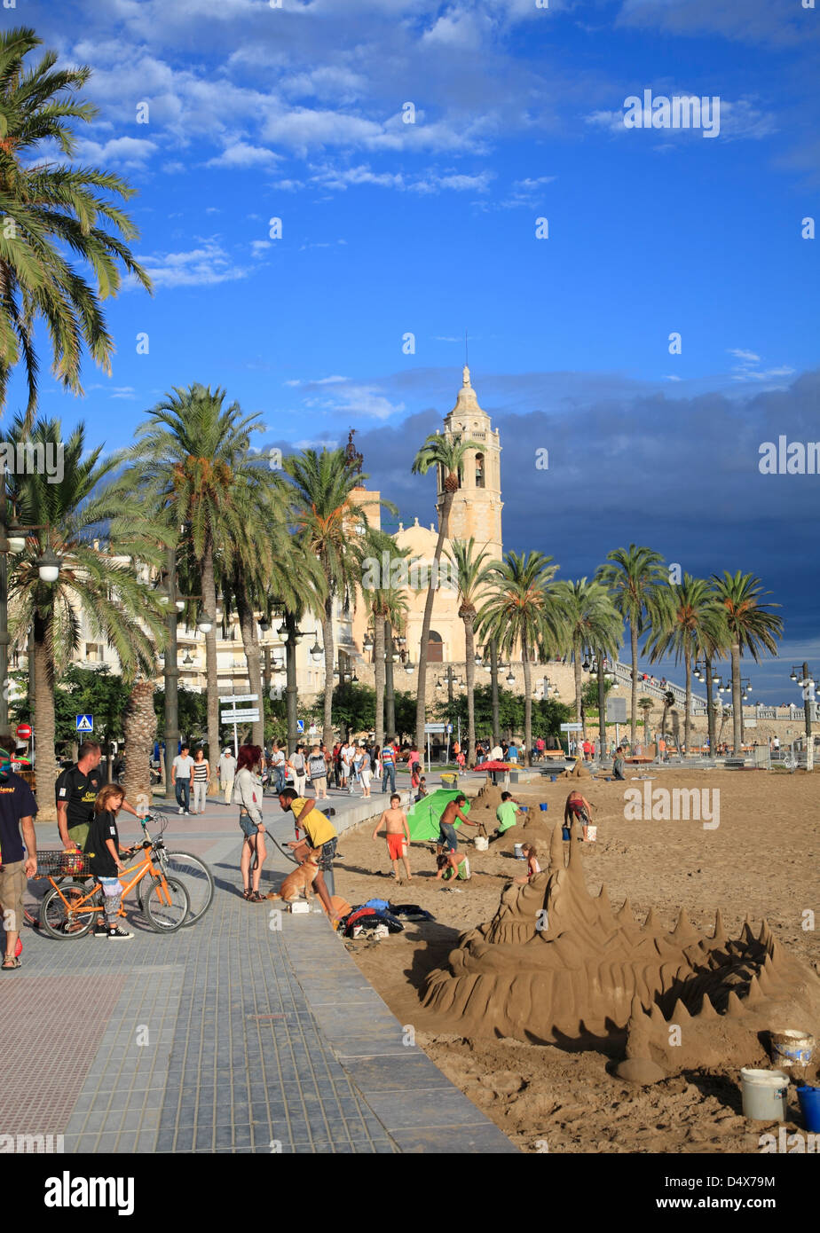 Promenade sitges hires stock photography and images Alamy