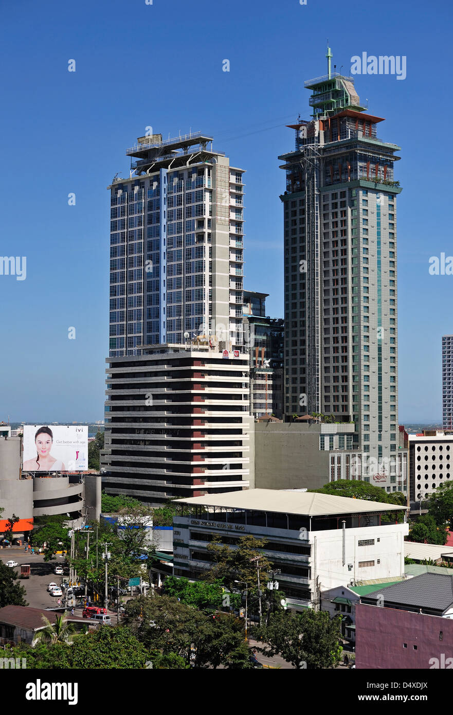 Club Ultima And Crown Regency Hotel Towers Cebu City Philippines Stock Photo Alamy