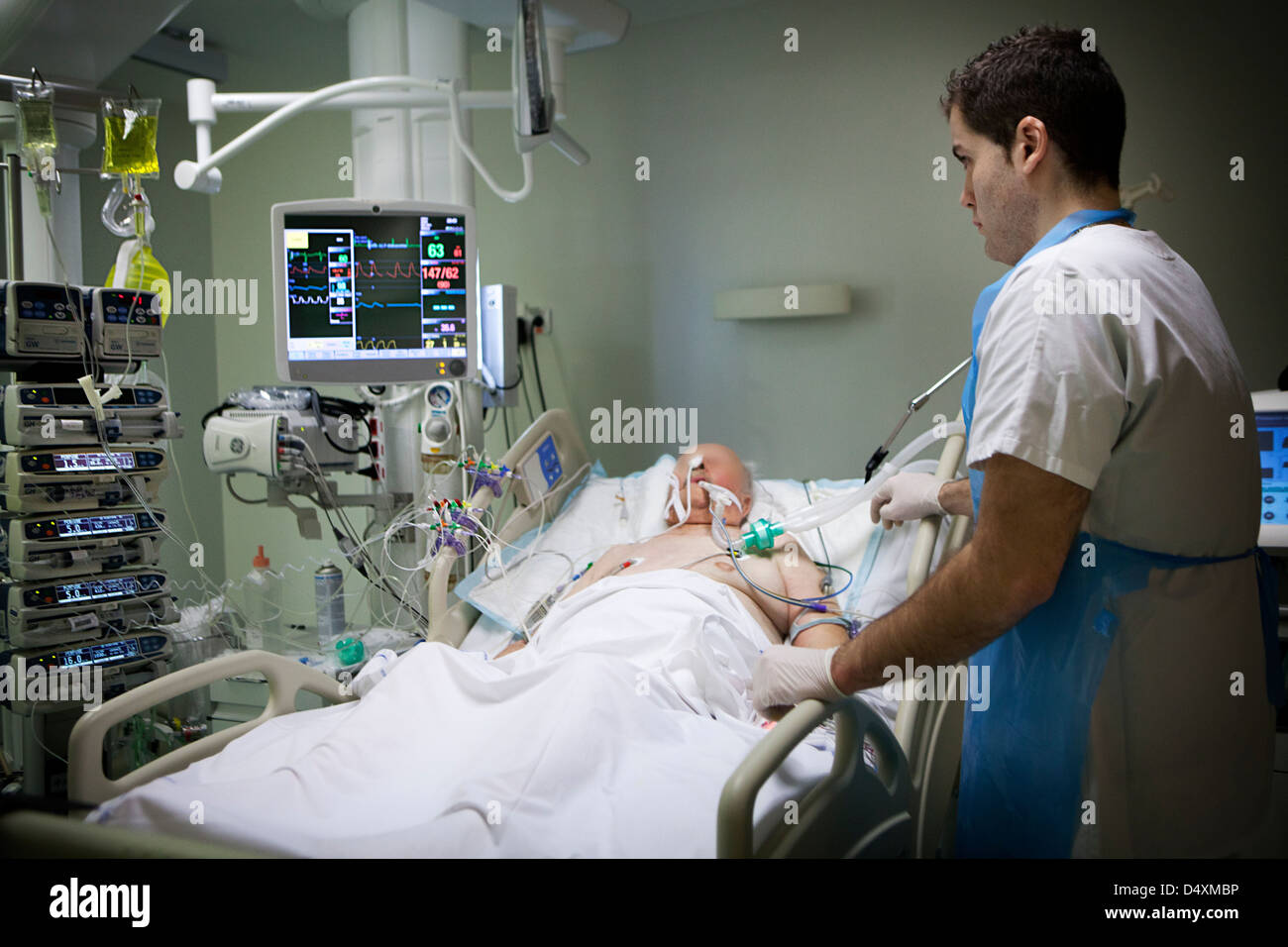 INTENSIVE CARE UNIT Stock Photo Alamy