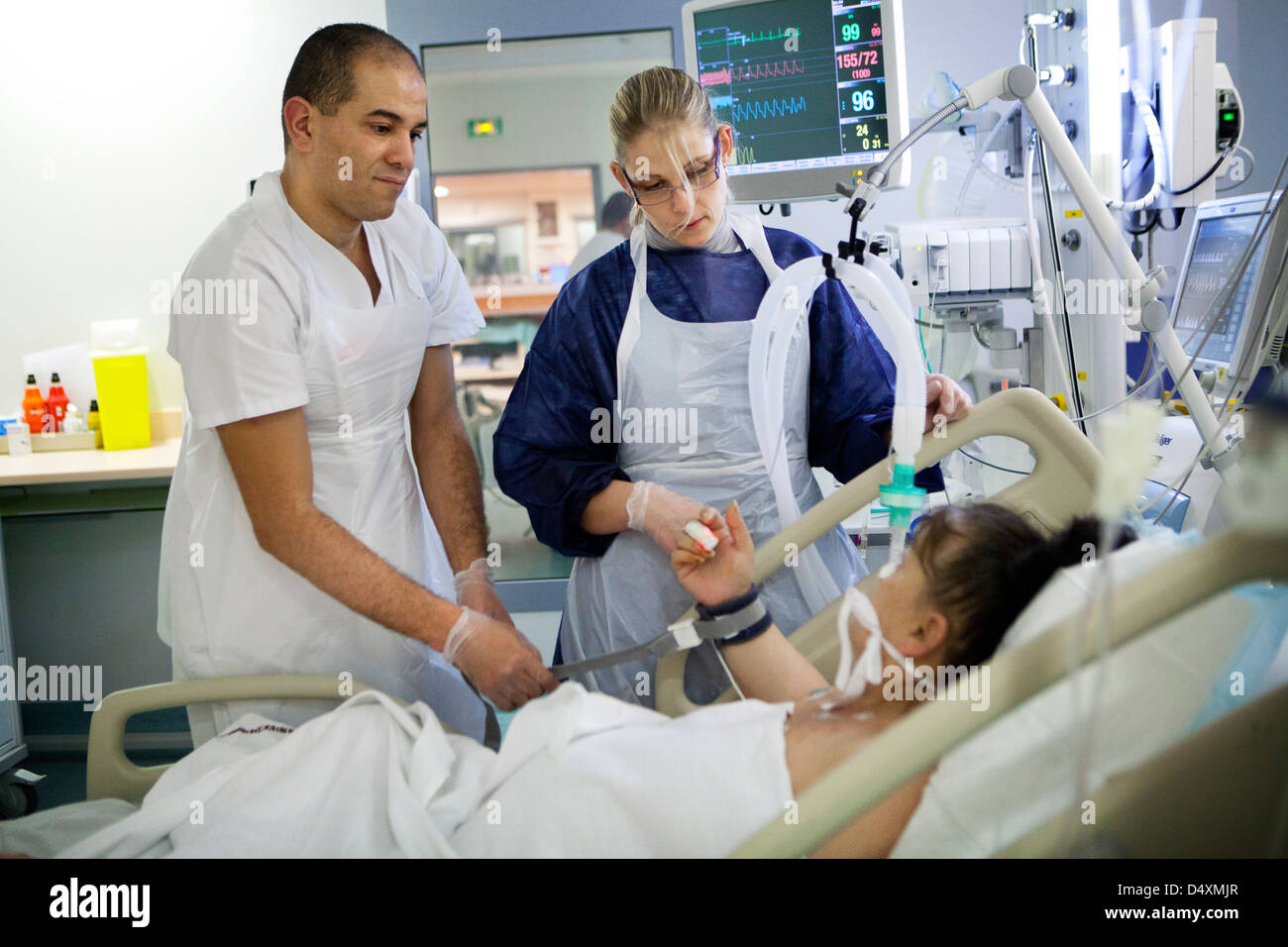 INTENSIVE CARE UNIT Stock Photo Alamy