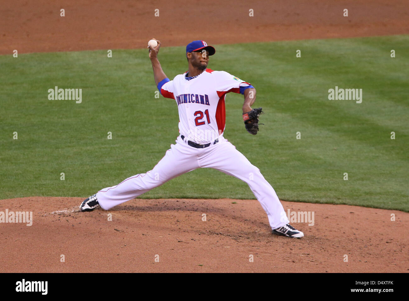 Dominican republic baseball hi-res stock photography and images - Alamy