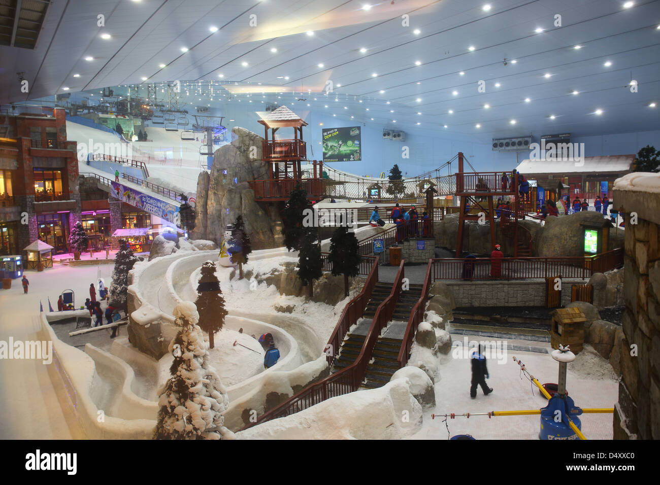 Indoor snow park at the Mall of the Emirates, Dubai, United Arab Emirates Stock Photo