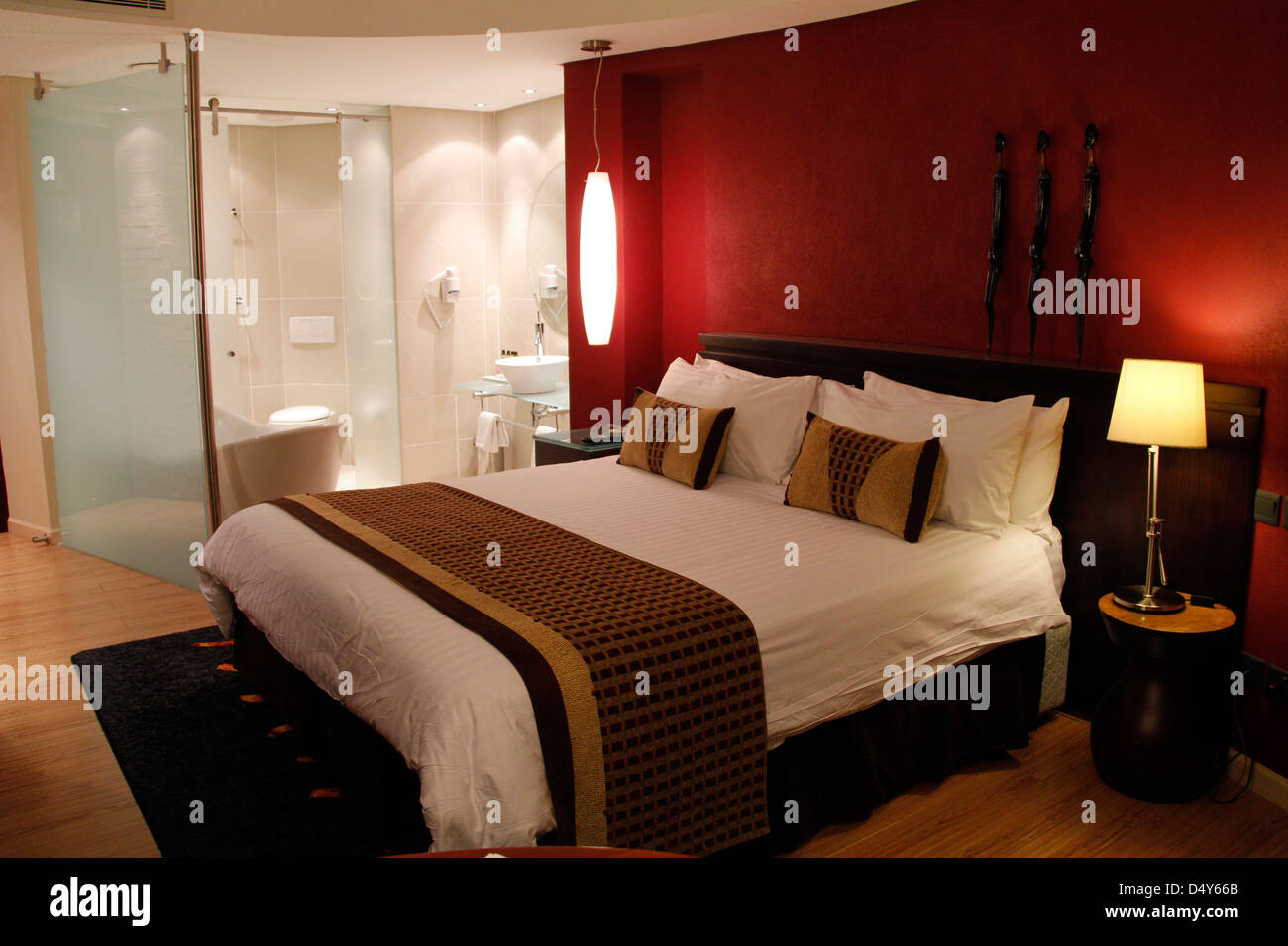 Africa, Kenya, Nairobi. Deluxe room at the Tribe Hotel in Nairobi. Stock Photo