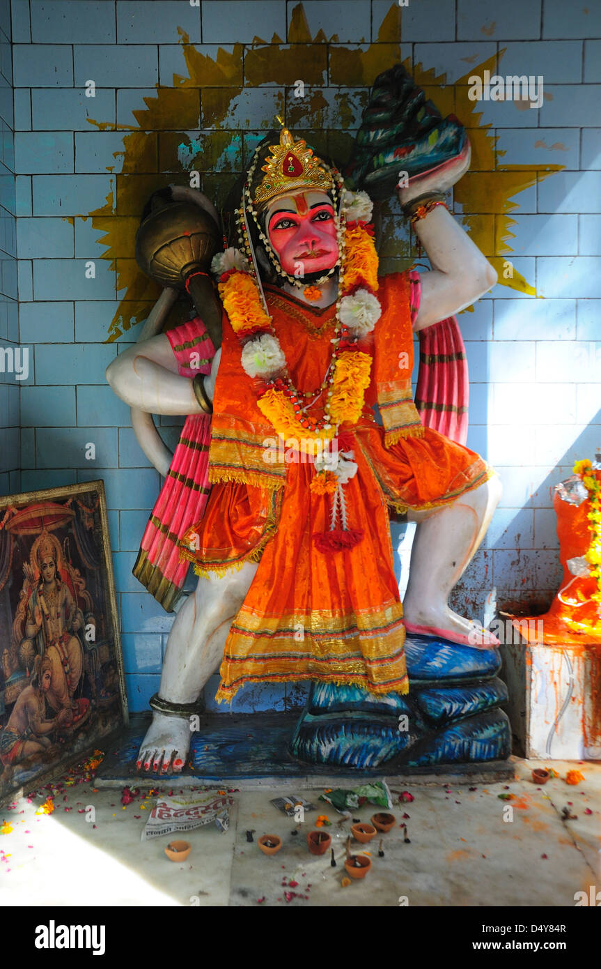 Statue of Hindu God Hanuman Stock Photo - Alamy
