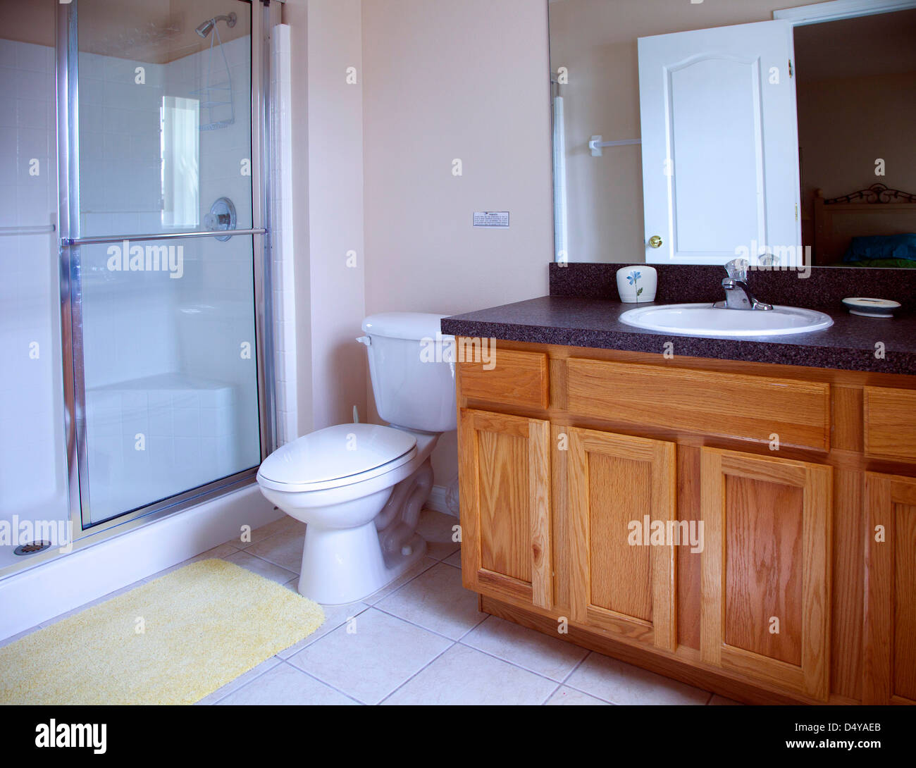 Modern American bathroom, it's the ensuite to the second bedroom of my vacation villa in Florida Stock Photo