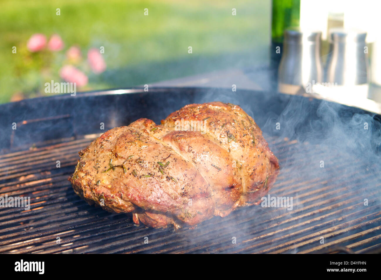 er kettle barbecue hires stock photography and images Alamy
