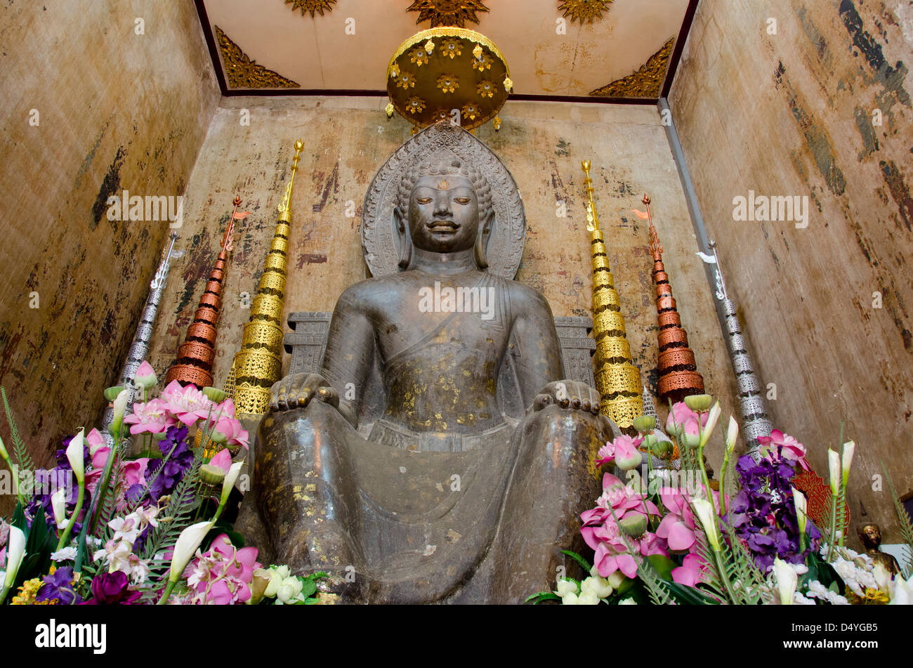 Thailand, Ayuthaya. Wat Na Phramane (aka Wat Naphrameru) 500-year old stone Buddha image in seated posture. UNESCO Stock Photo
