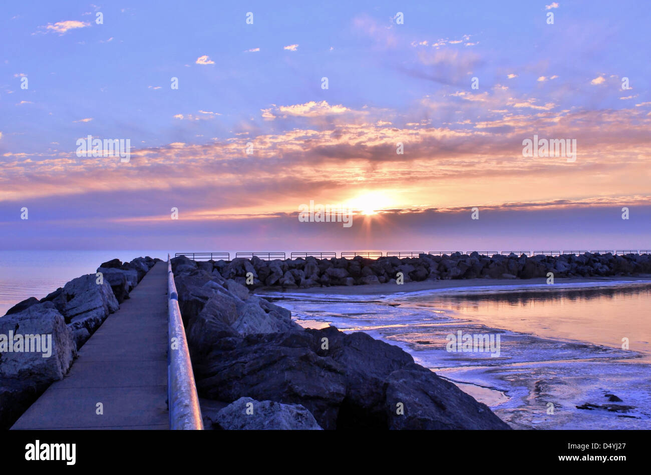 Great Lakes sunrise over the harbor Stock Photo - Alamy