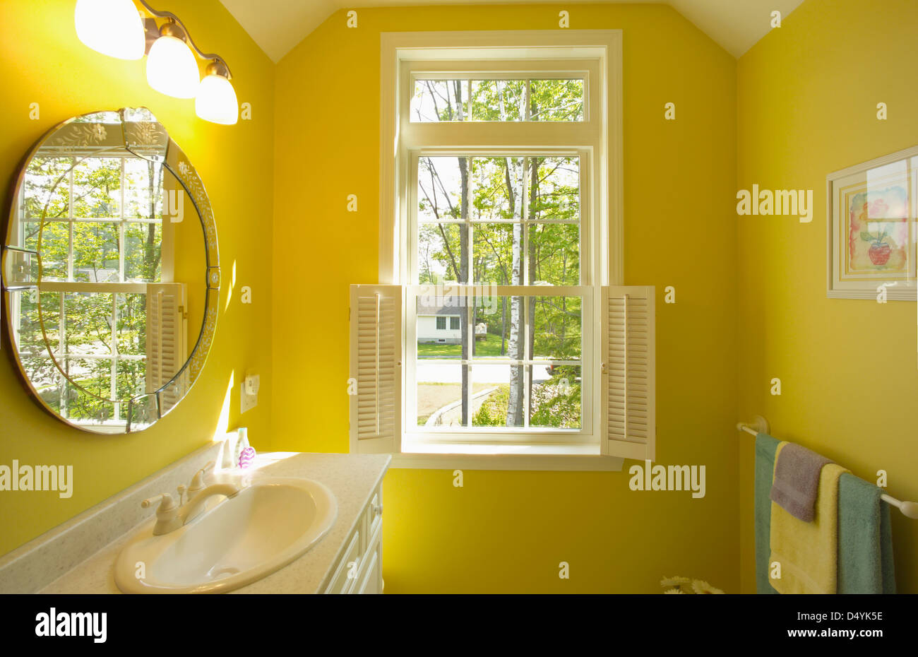 Yellow bathroom hi-res stock photography and images - Alamy, image size:1300x930
