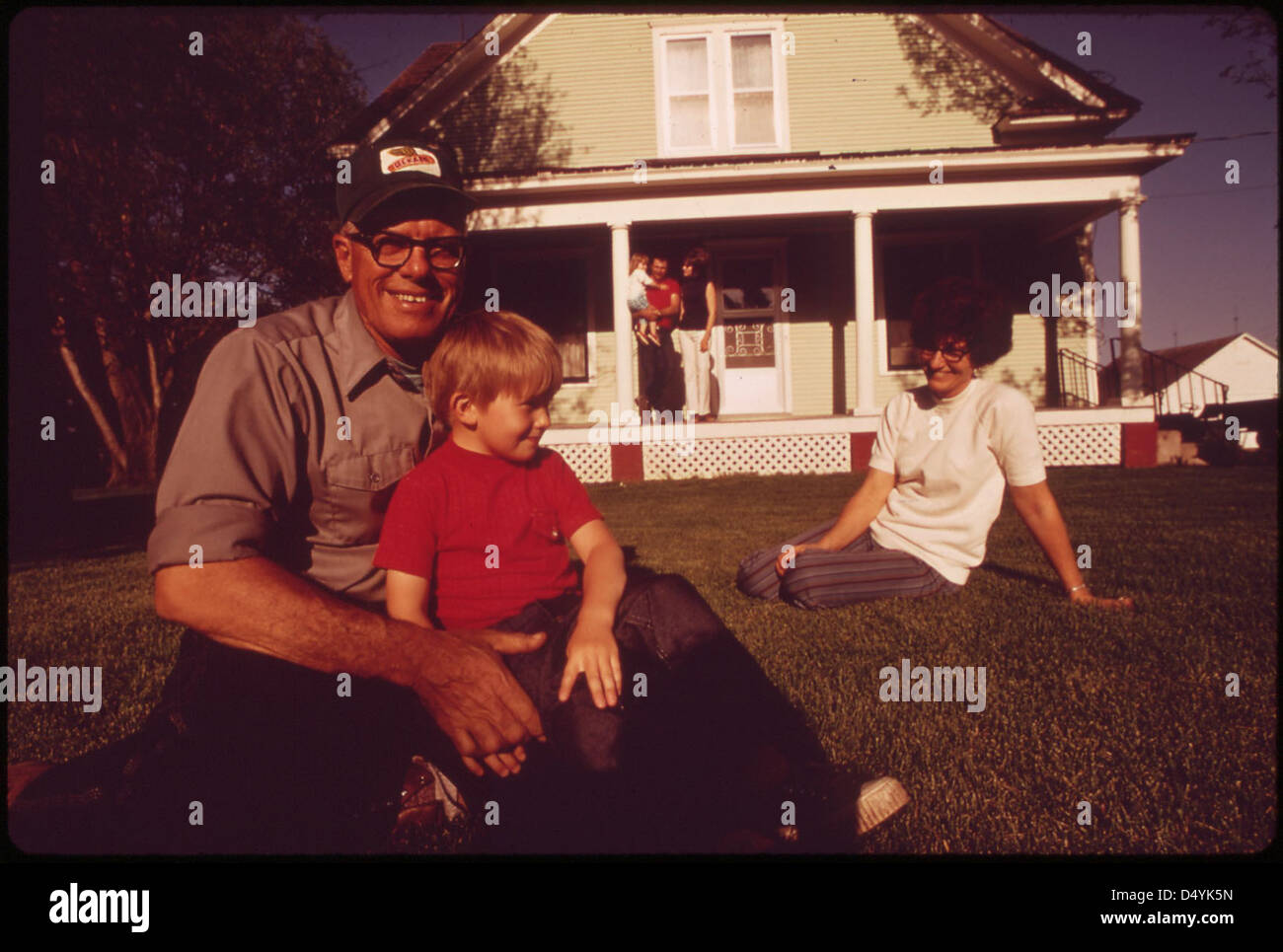 Farmer Frank Otte with his family on their farm near Grafton. Mr. Otte was  born on the farm and his son now lives here, May 1973 Stock Photo - Alamy