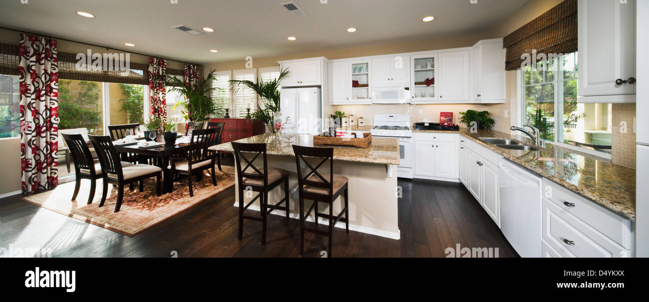 Contemporary kitchen and dining room, Tustin, California, USA Stock Photo