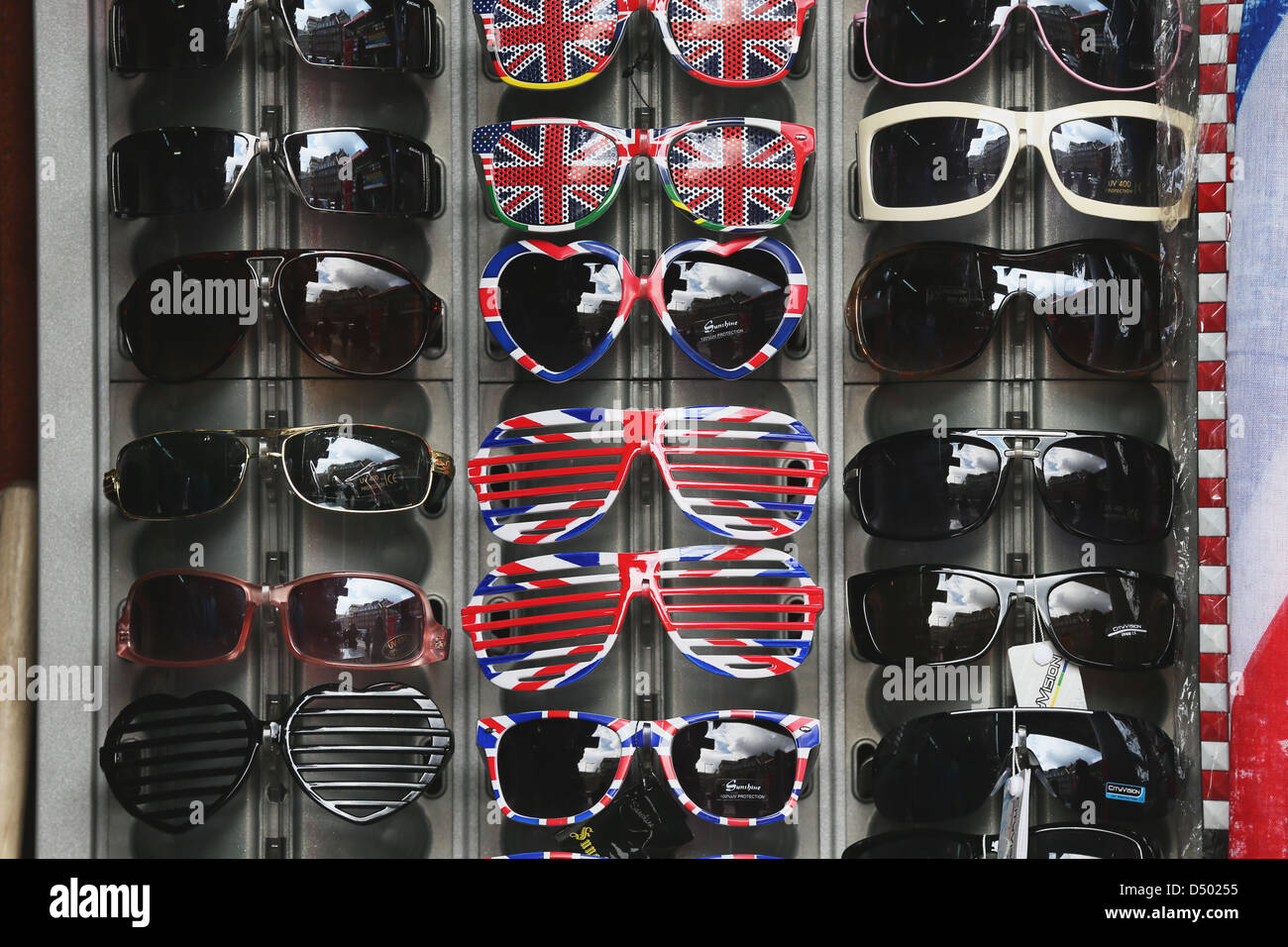 Sunglasses with british flag hi-res stock photography and images - Alamy