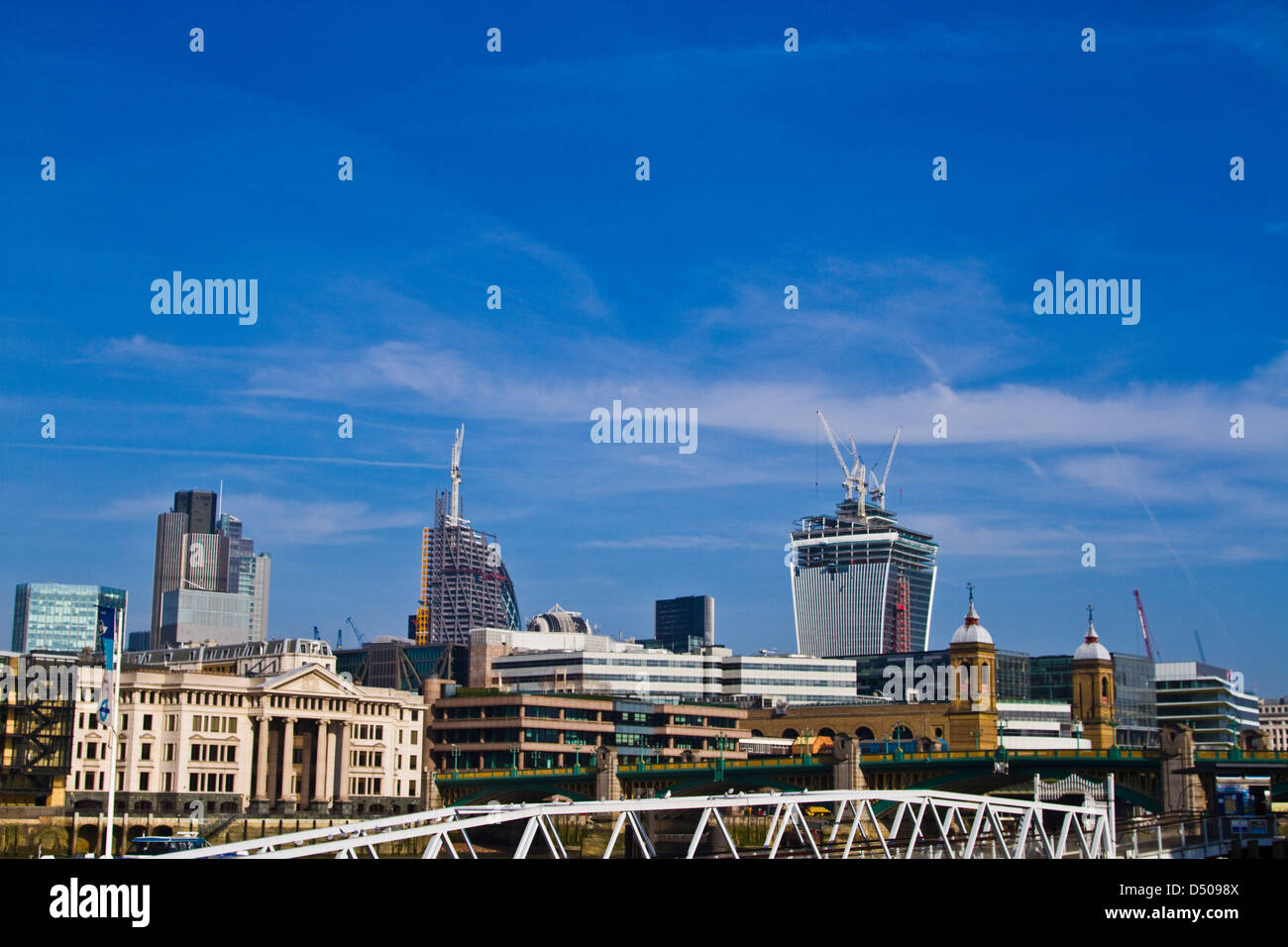 Blue city london corporation hi-res stock photography and images - Alamy