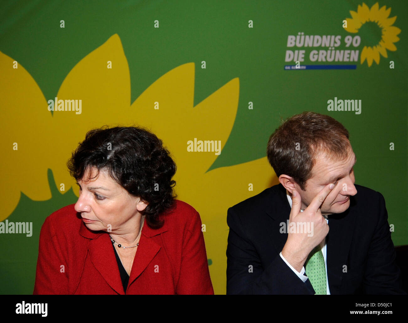 Hamburgs second mayor Christa Goetsch (L-R)and Jens Kerstan, fraction chairman of the Green Alternative List GAL attend a press conference in Hamburg, Germany, 28 November 2010. The Greens stated that they want to end the current coalition with the Christian Democrats. Photo: Fabian Bimmer Stock Photo