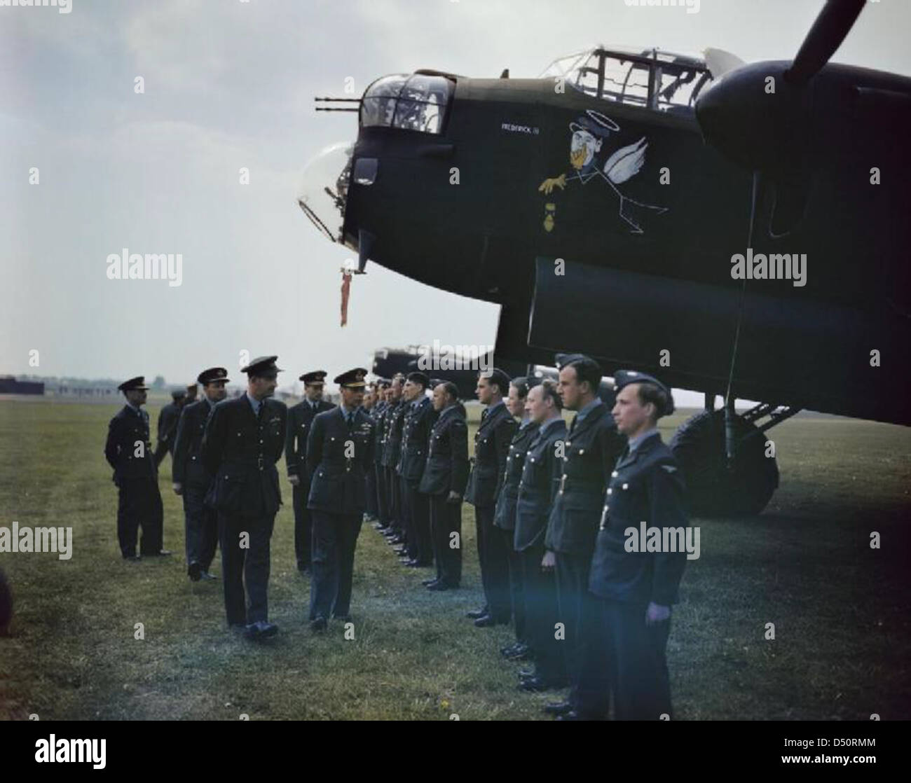 The Visit of Hm King George Vi To No 617 Squadron (the Dambusters), Royal Air Force, Scampton, Lincolnshire, 27 May 1943 Stock Photo
