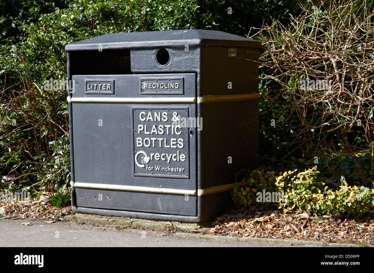 Combined litter and recycling bin in a public park Stock Photo Alamy