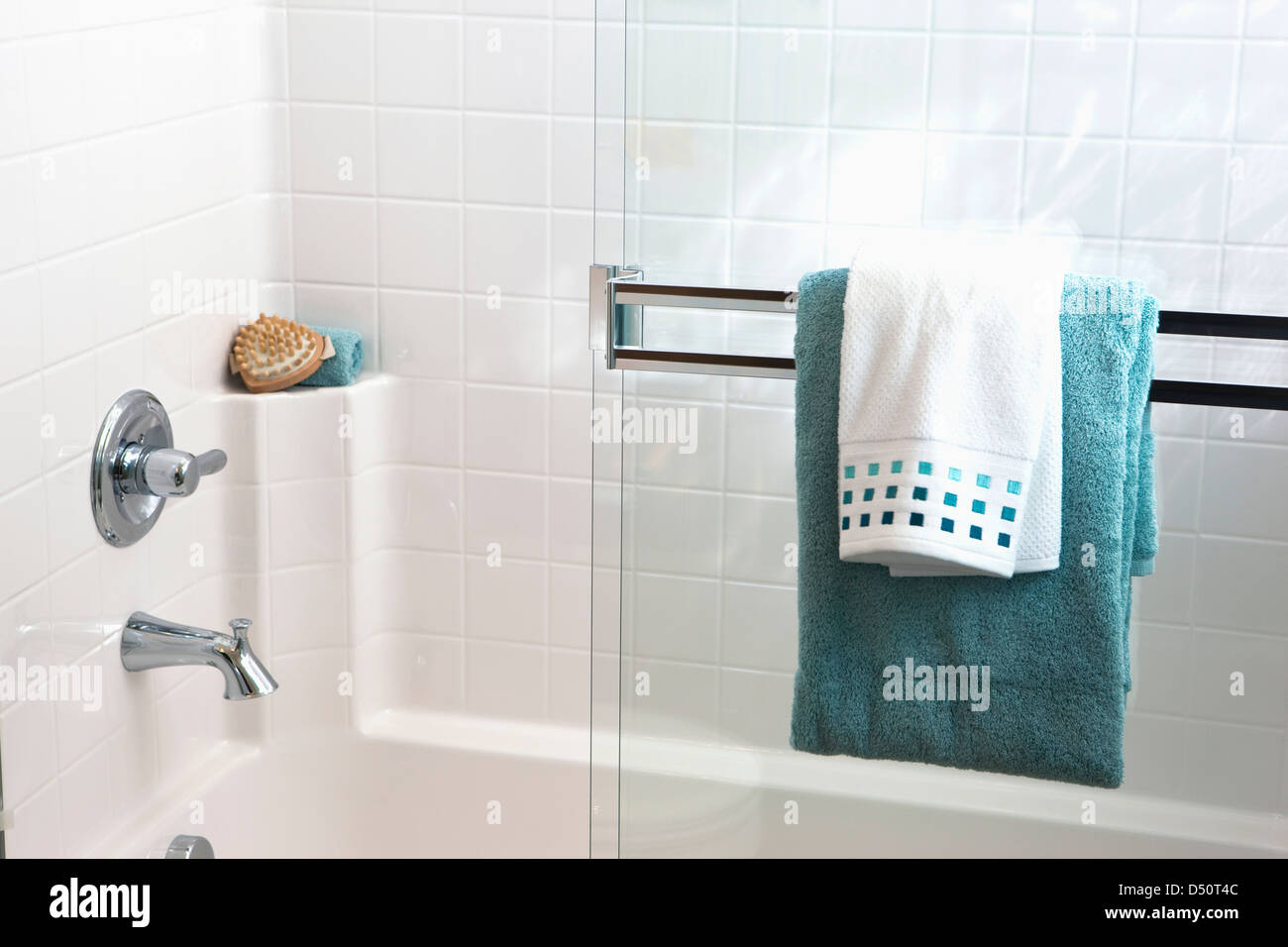 Bathroom supplies hi-res stock photography and images - Alamy