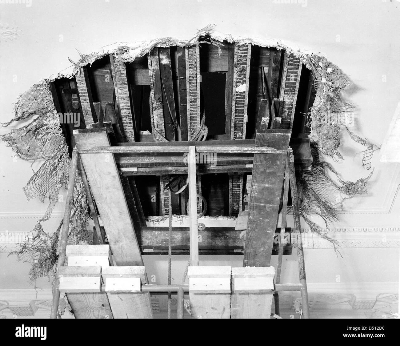 Split Beam above White House Lobby Ceiling, 01/25/1950 Stock Photo