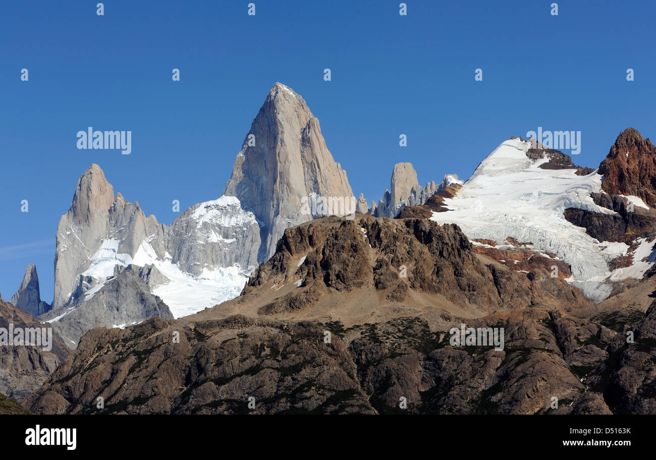 Monte Fitz Roy (Cerro Chaltén, Cerro Fitz Roy, Mount Fitz Roy, Mount Fitzroy) from the north east. Stock Photo