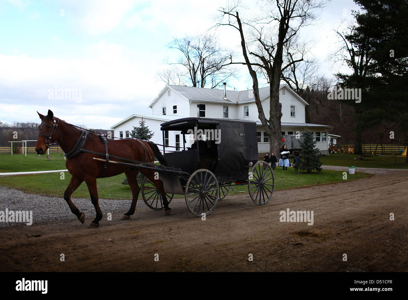 Dec 05, 2012 Bergholz, Ohio, U.S. Women start to arrive at the