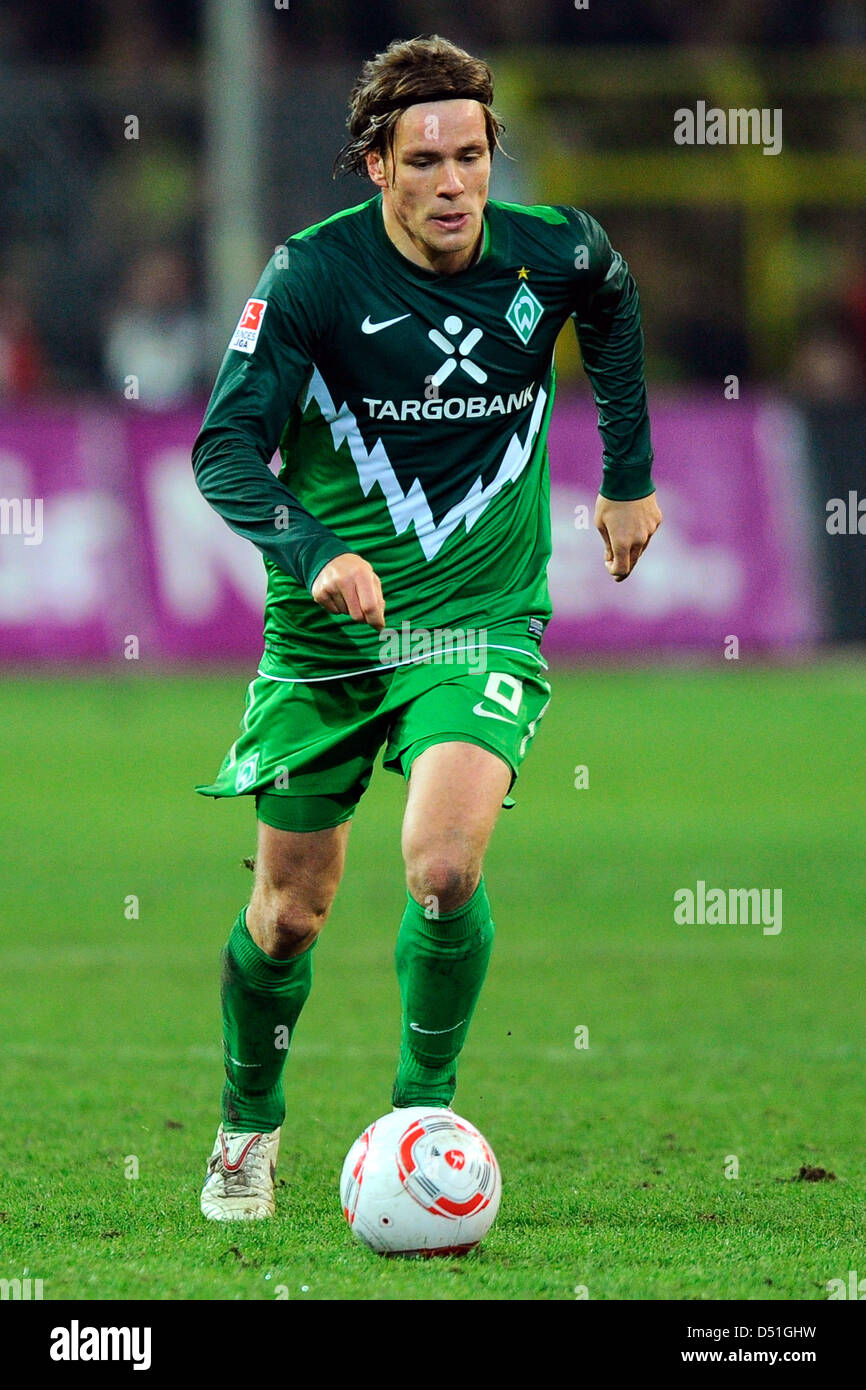 Bremen’s Clemens Fritz plays during a German Bundesliga match of