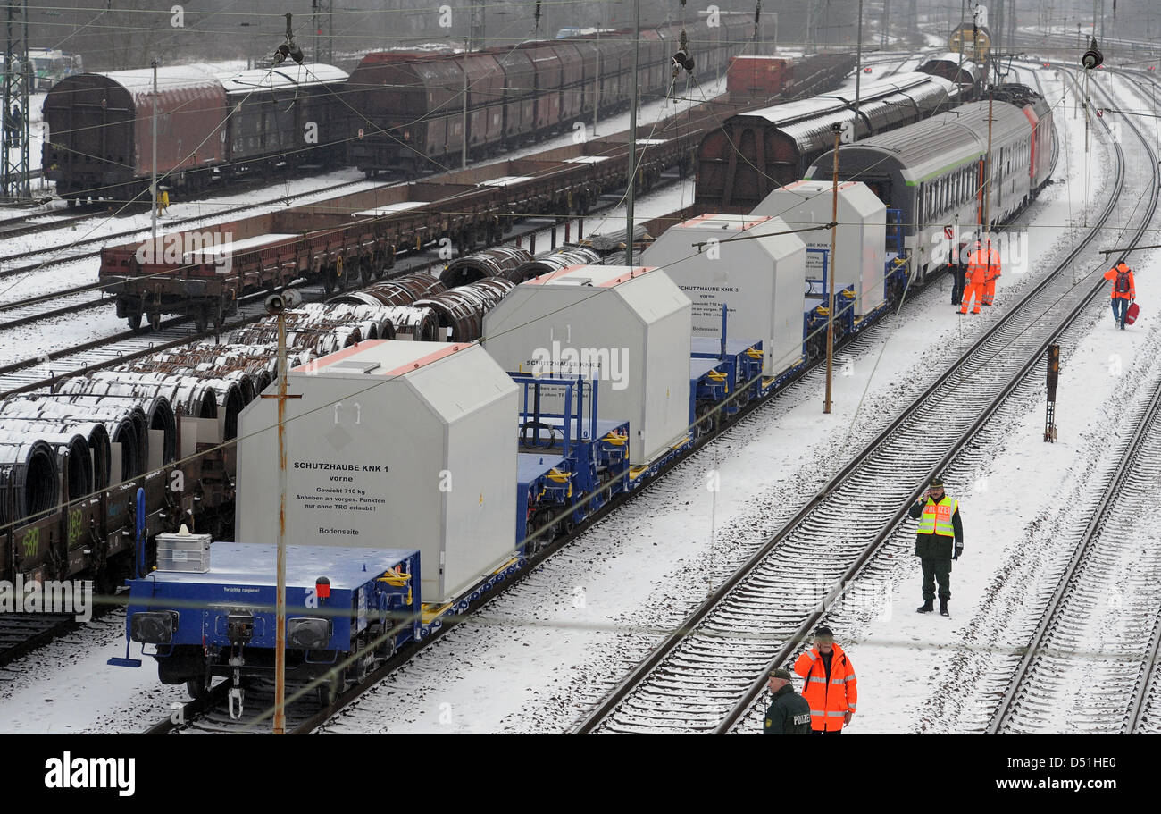 The CASTORtransport carrying 2500 fuel rods of German nuclear plants