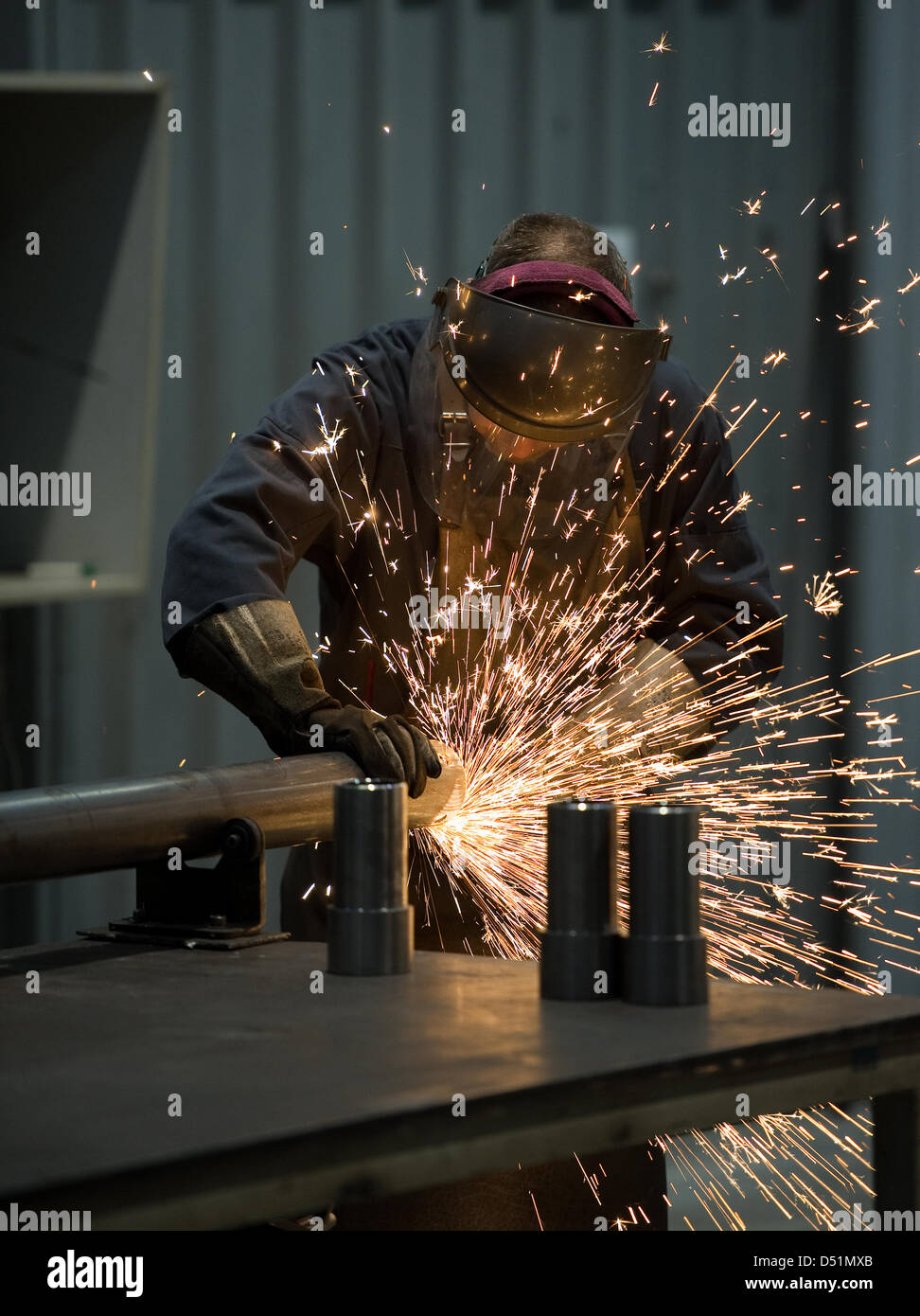 Grinding pipe hires stock photography and images Alamy