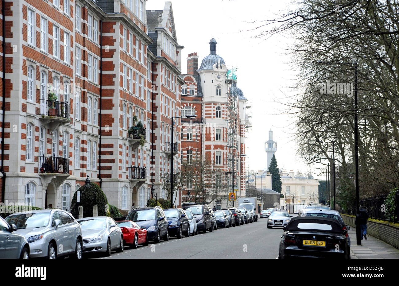 Exclusive and expensive shops flats and appartment buildings in St John