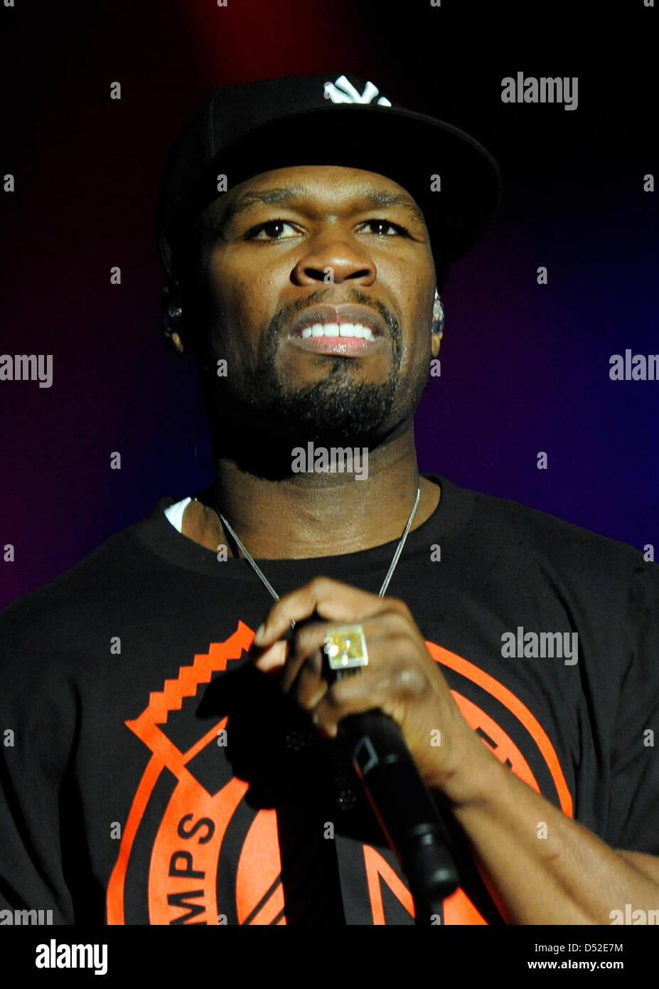 Rapper 50 cent hi-res stock photography and images - Alamy