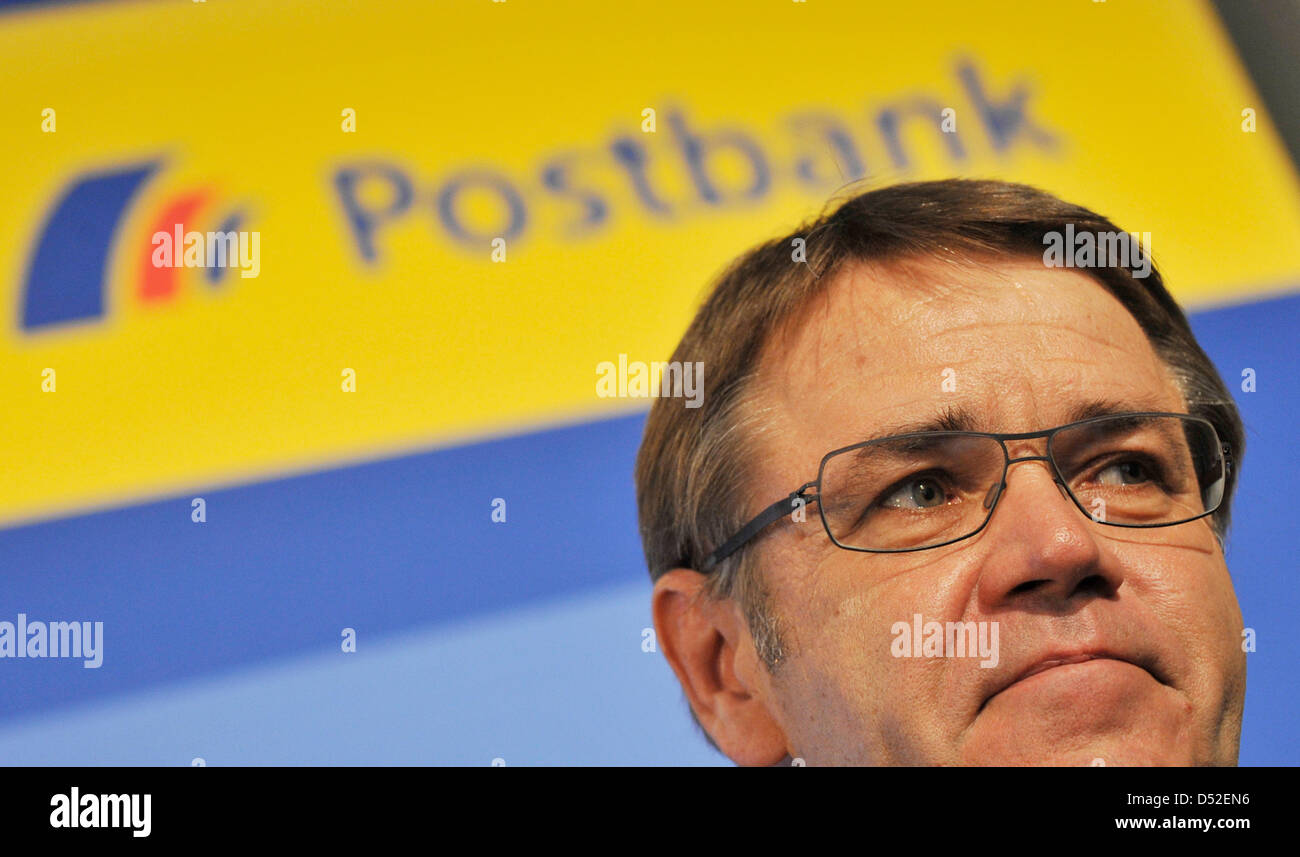 Chief Executive Officer of Postbank Stefan Juette attends the company's press conference on the annual report 2009 in Frankfurt/Main, Germany, 25 February 2010. Postbank showed a loss of taxes of 398 million Euros; in 2010, Postbank plans to be in the black again. Photo: BORIS ROESSLER Stock Photo