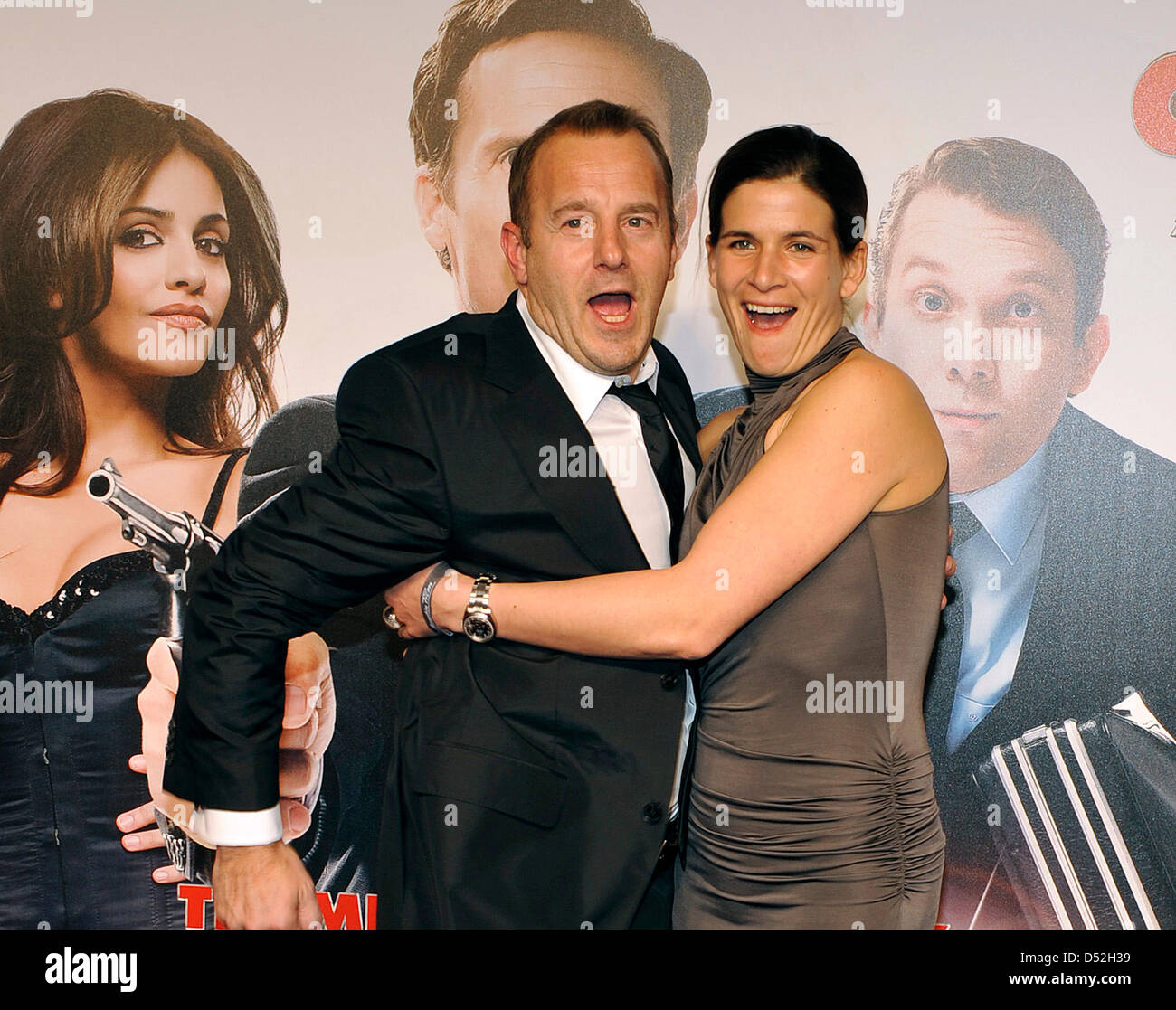 German actor Heino Ferch (L) and his wife Marie-Jeannette (R) arrive for the premiere of the film 'Jerry Cotton' in Munich, Germany, 28 February 2010. The remake of the German classic is in German cinemas from 11 March on. Photo: Ursula Dueren Stock Photo