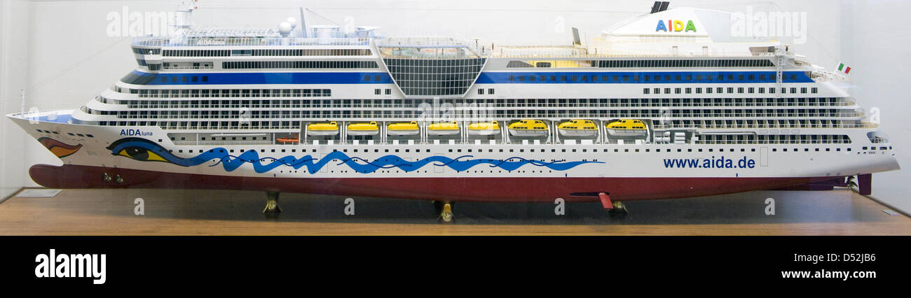 A Model Of Cruise Liner Aidaluna Made By Georgi Ltd Model Maker In Berlin Germany 26 February 2010 The Manufactory Of 20 Employees Produces Precise Models Of Architecture Vehicles Ships And Plants