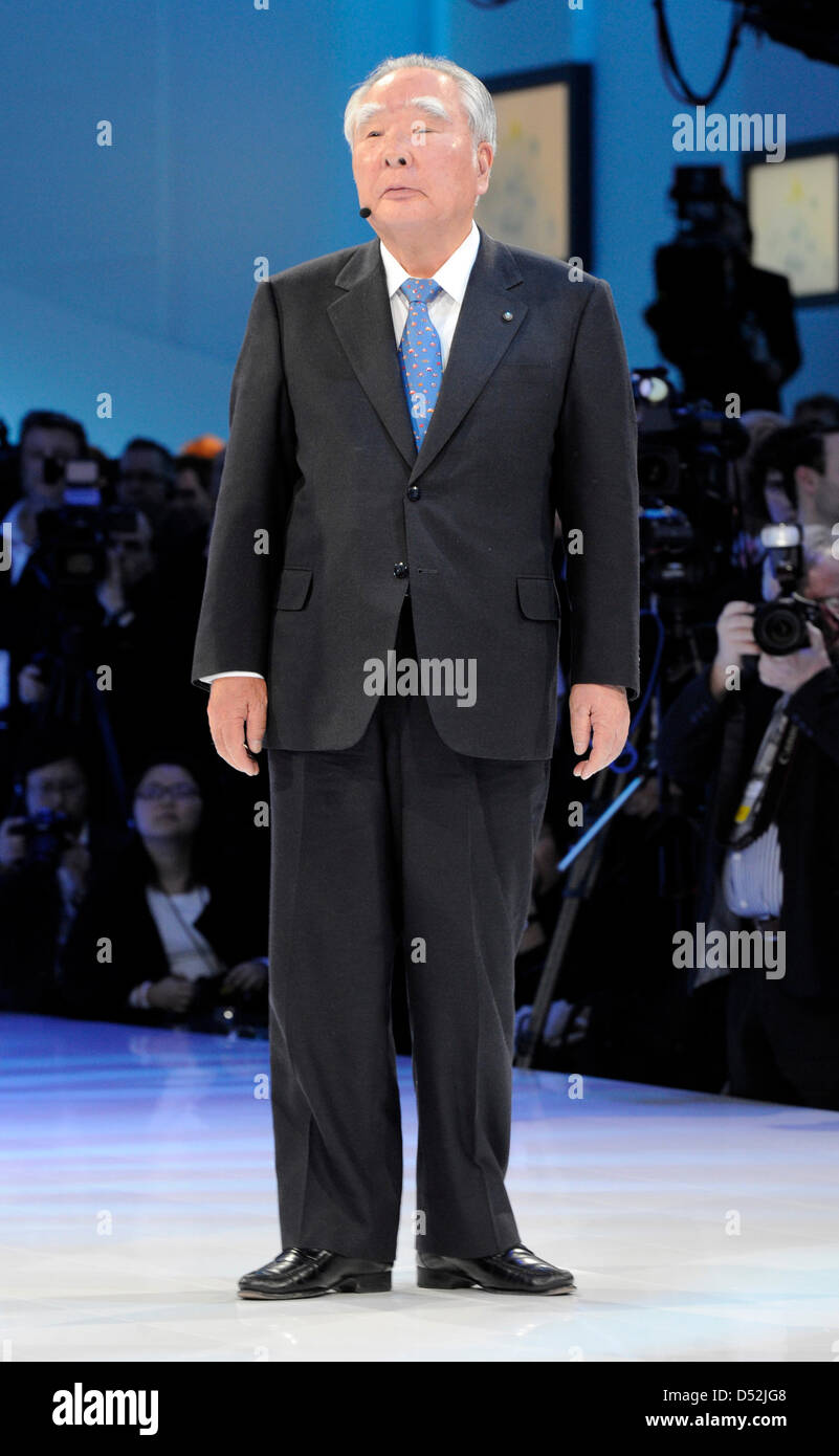 Osamu suzuki hi-res stock photography and images - Alamy