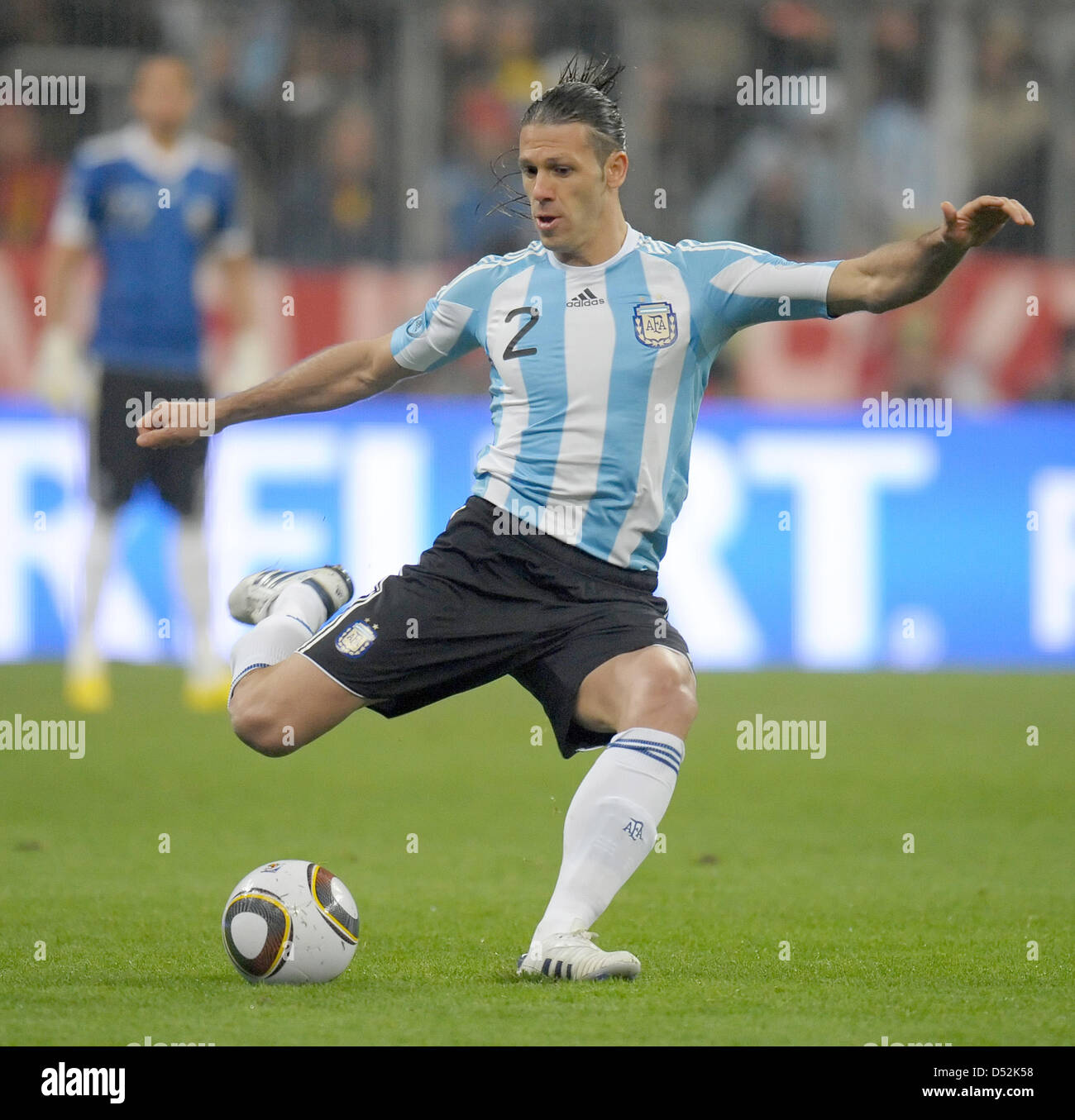 Argentina's Martin Demichelis controls the ball during the test match Germany vs Argentina at AllianzArena stadium in Munich, Germany, 03 March 2010. Argentina won the match 1-0. Photo: Ronald Wittek Stock Photo
