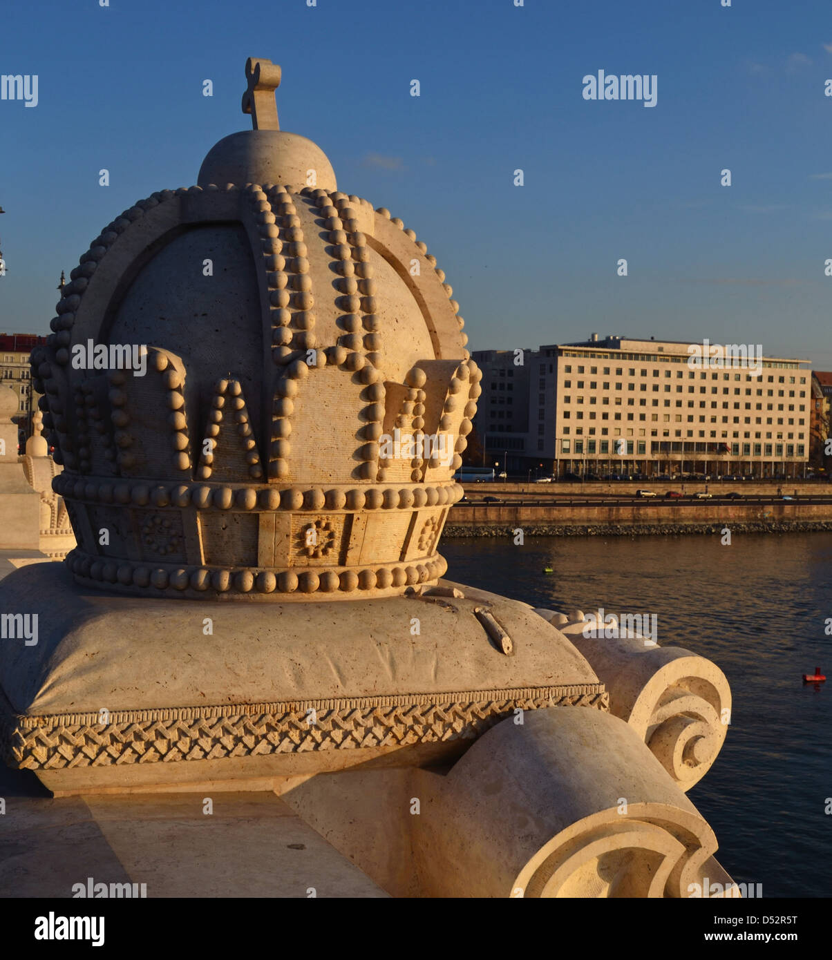 Margaret bridge crown hi-res stock photography and images - Alamy