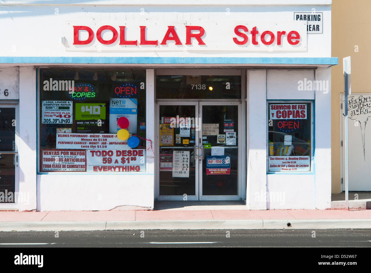 dollar store miami beach Stock Photo Alamy
