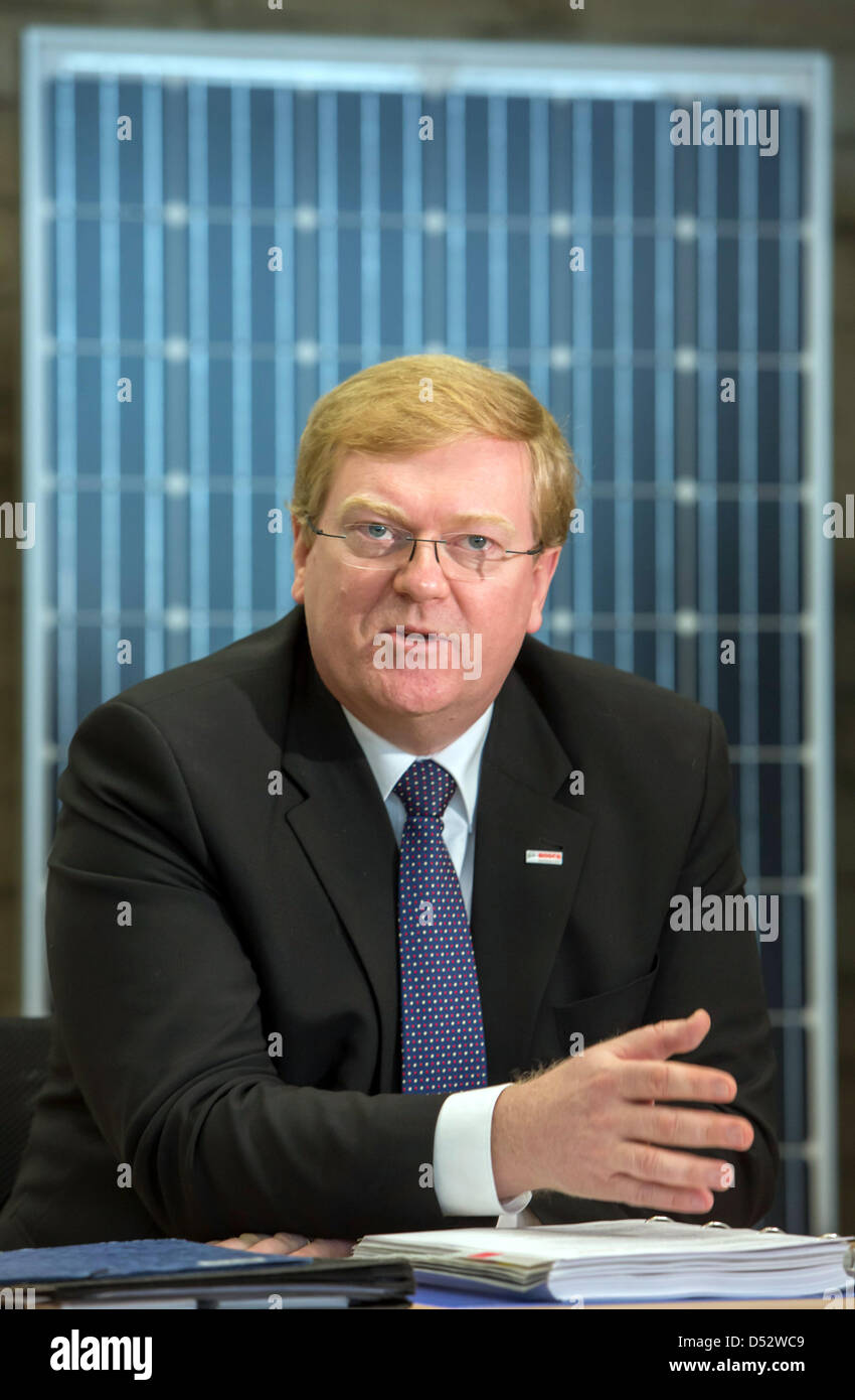 Ijtimoiy tarmoqlarda yalangoch ayollar suratlari