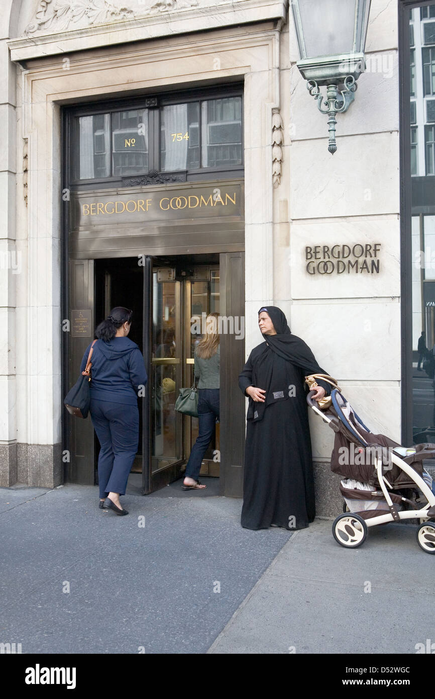 Bergdorf Goodman store, Midtown Manhattan, New York City, New York, USA,  North America Stock Photo - Alamy