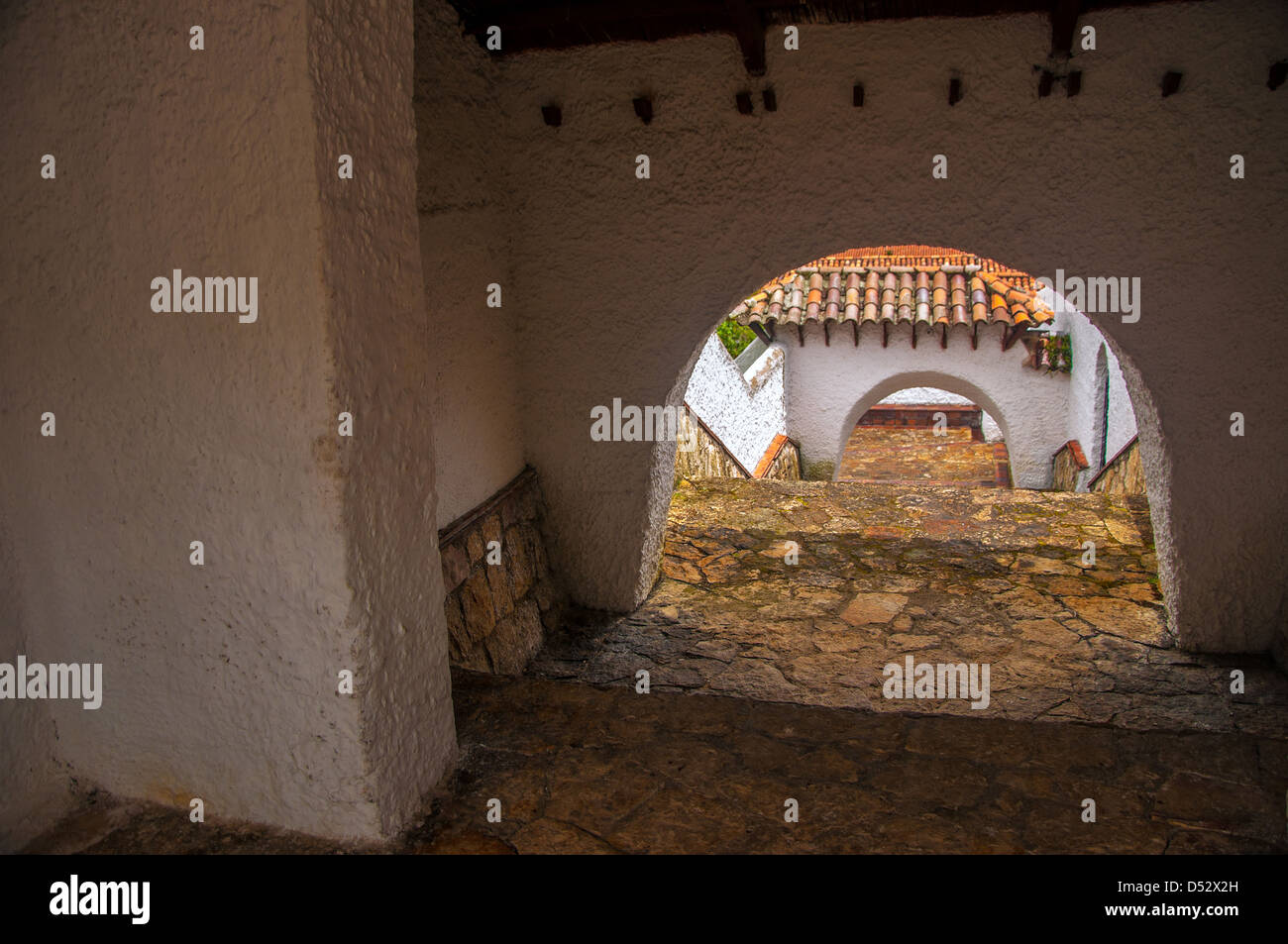 A white passageway in a colonial Colombian town Stock Photo