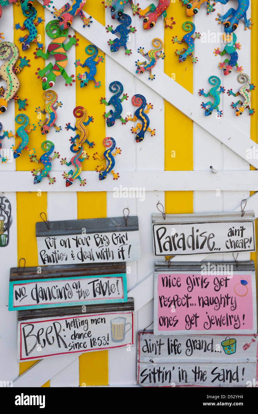 Bahamas, Eleuthera Island, Harbor Island, Dunmore Town, DillyDally