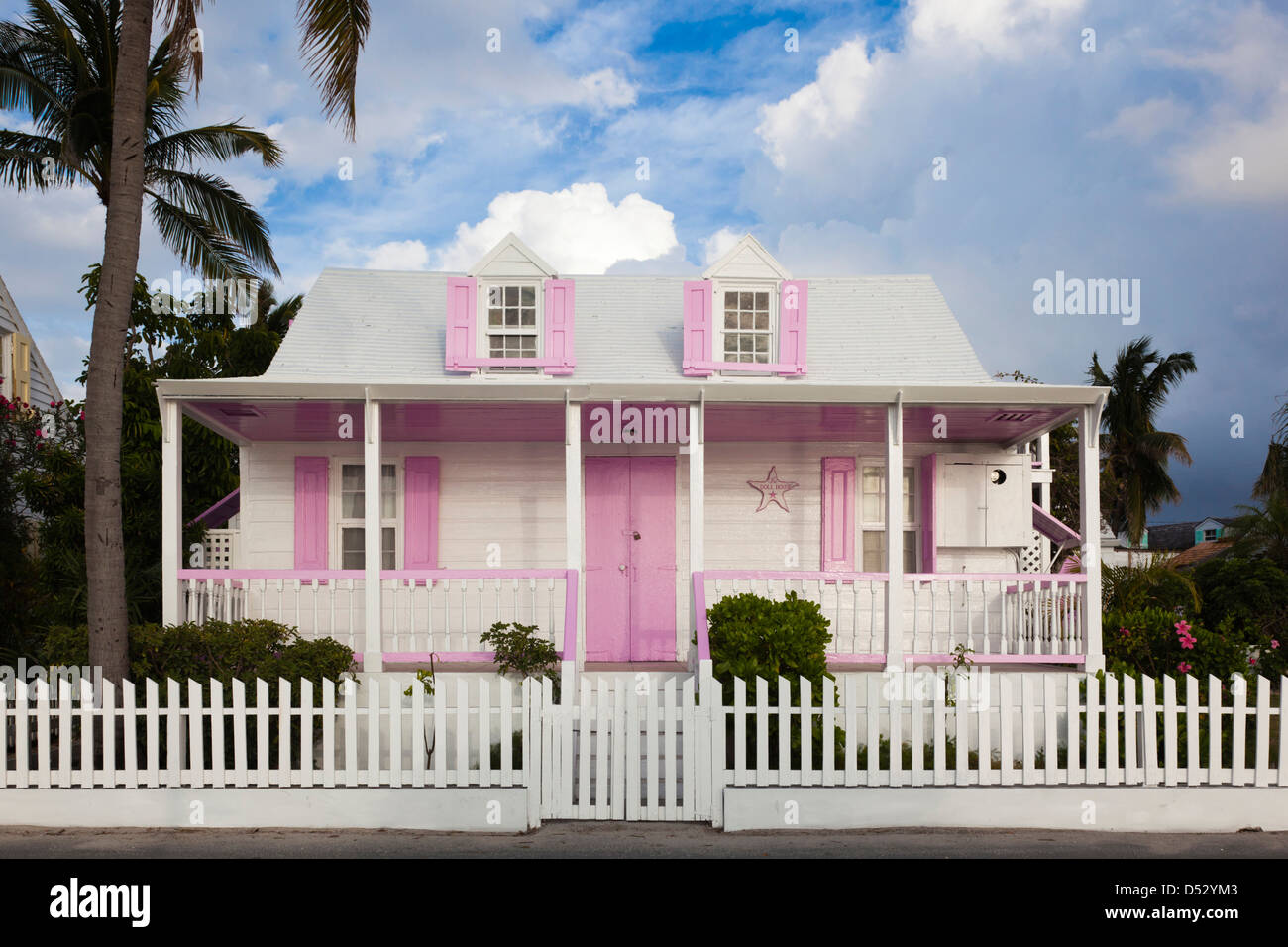 Bahamas, Eleuthera Island, Harbor Island, Dunmore Town, Colonialera