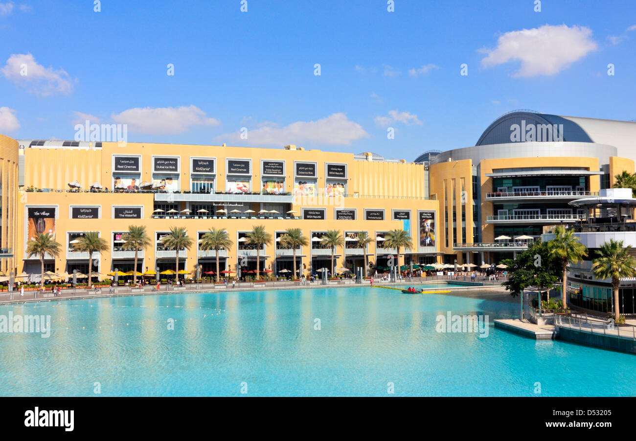 Terrace and Promenade of the Dubai Mall, Dubai Downtown, United Arab Emirates Stock Photo